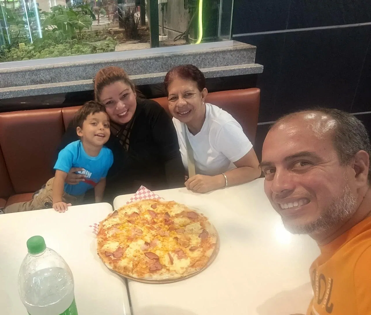 qWLJef5APGIvZ3eI_1000054018.webp