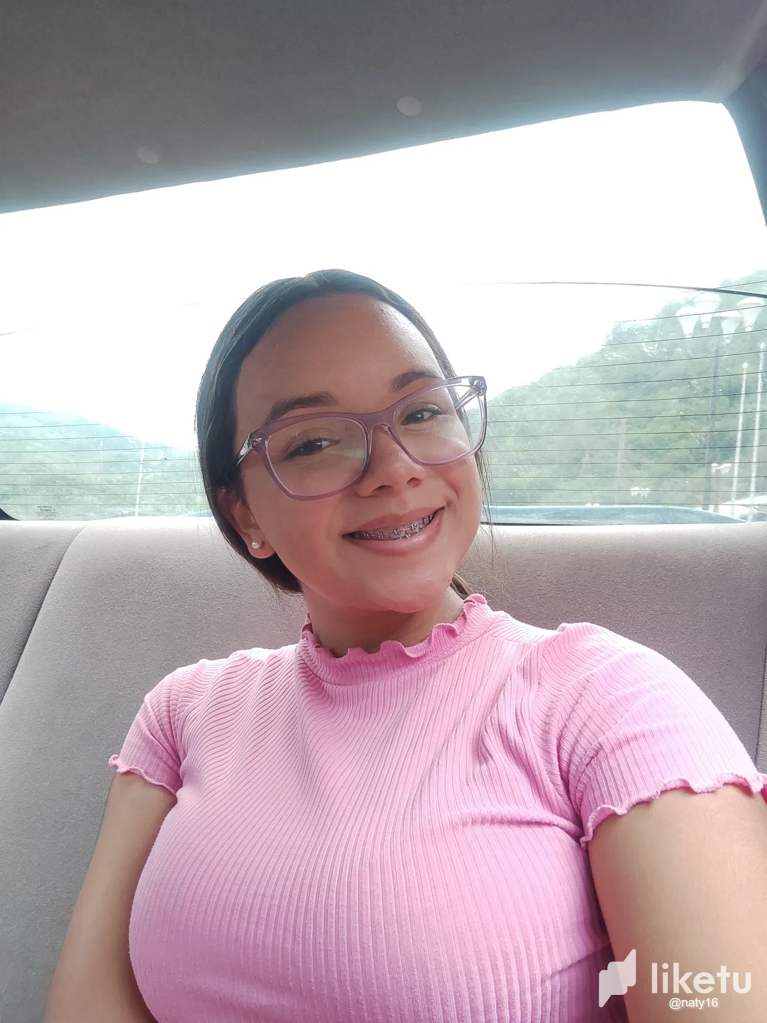 Selfies de Rosado / Selfies of Rosado. (Esp - Eng)