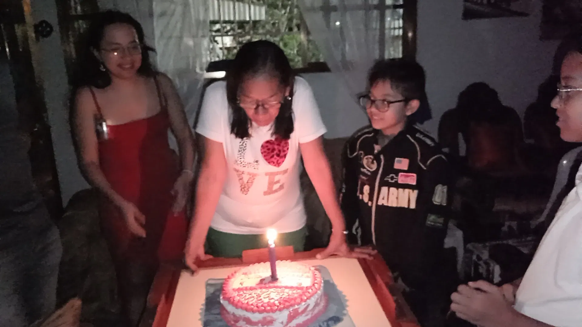 ED04nen3GwWVTpa3_1000768714.webp