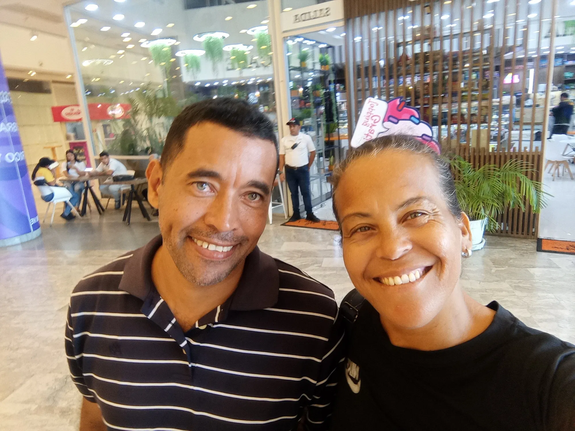yekFkL56ol2oMMcN_1000821116.webp