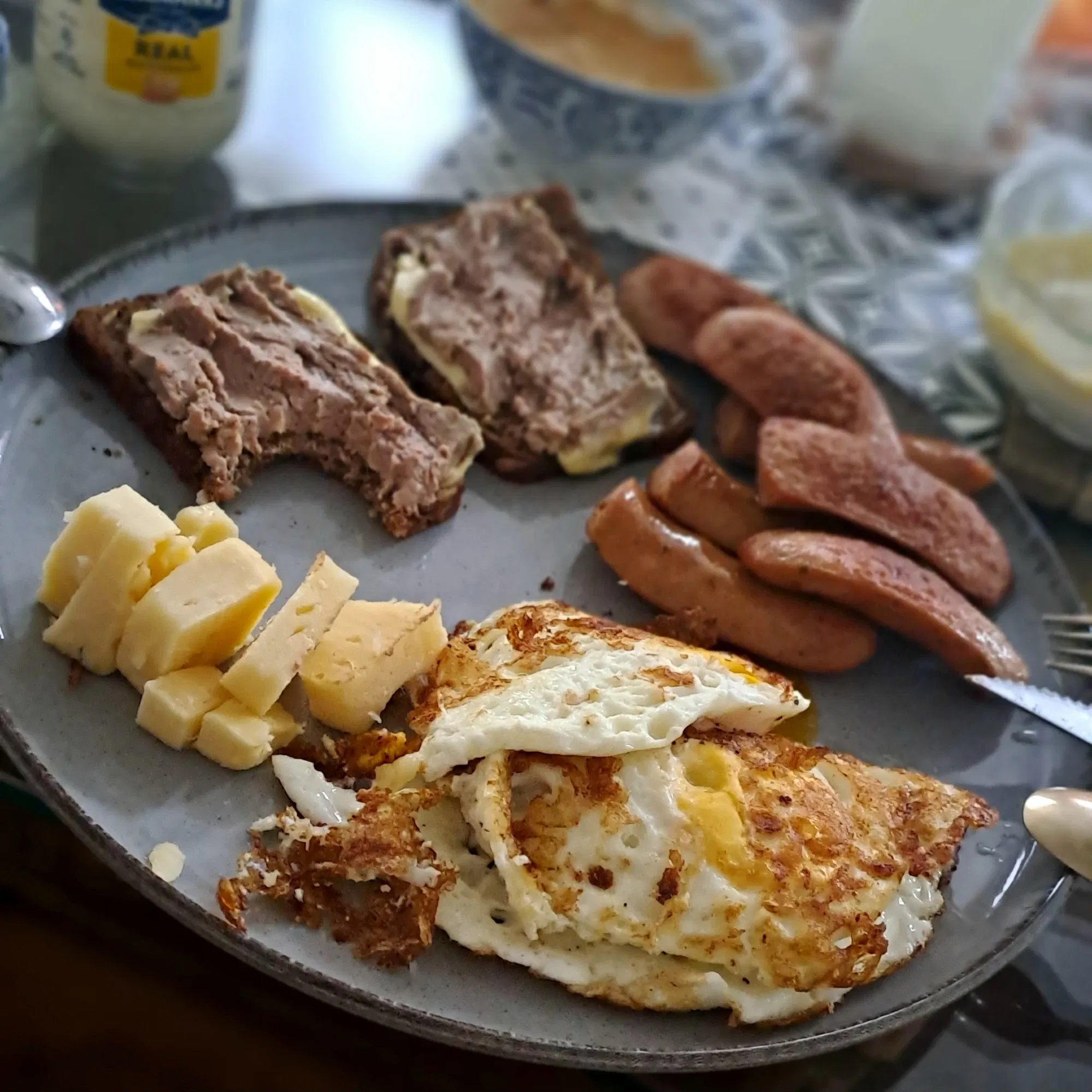 qIUyByiz1mTzT…
Payout: 0.000 HBDBreakfast of the Champ 😎😎
2025-04-18 13:21<liketuimages> <center> ![MbMq8RBgb24DyohO_1000048267.webp