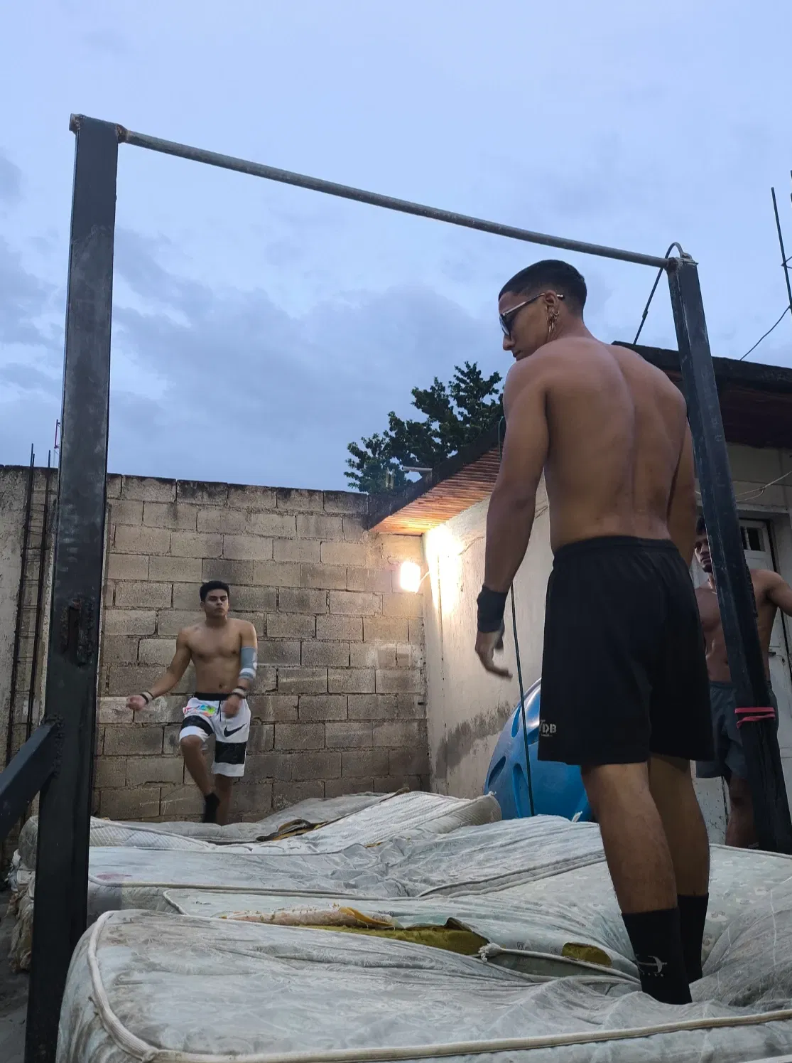 MnDFTzVWzLyajNwX_1000355885.webp