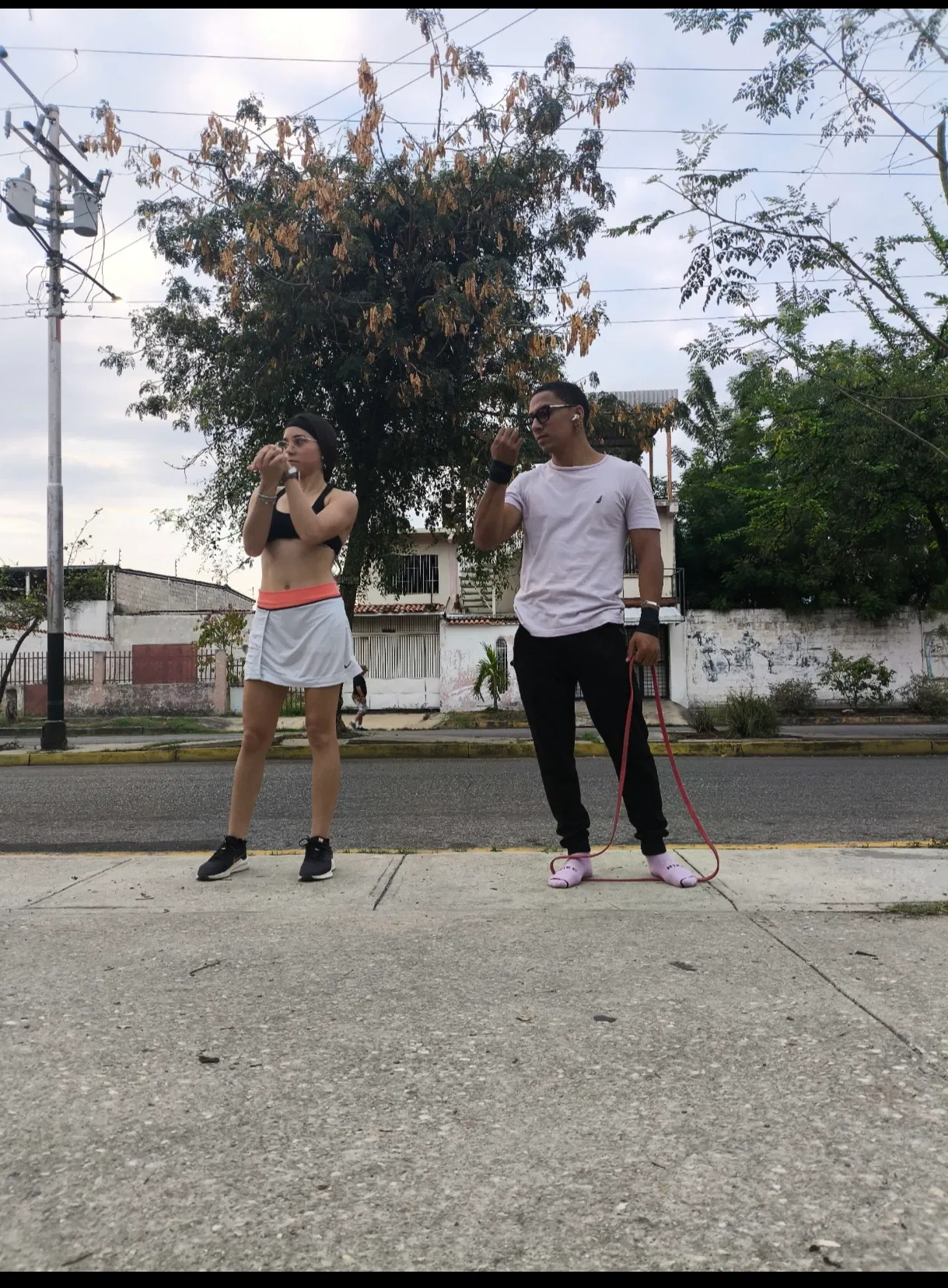 fiko30bFR17YEsNQ_1000328477.webp