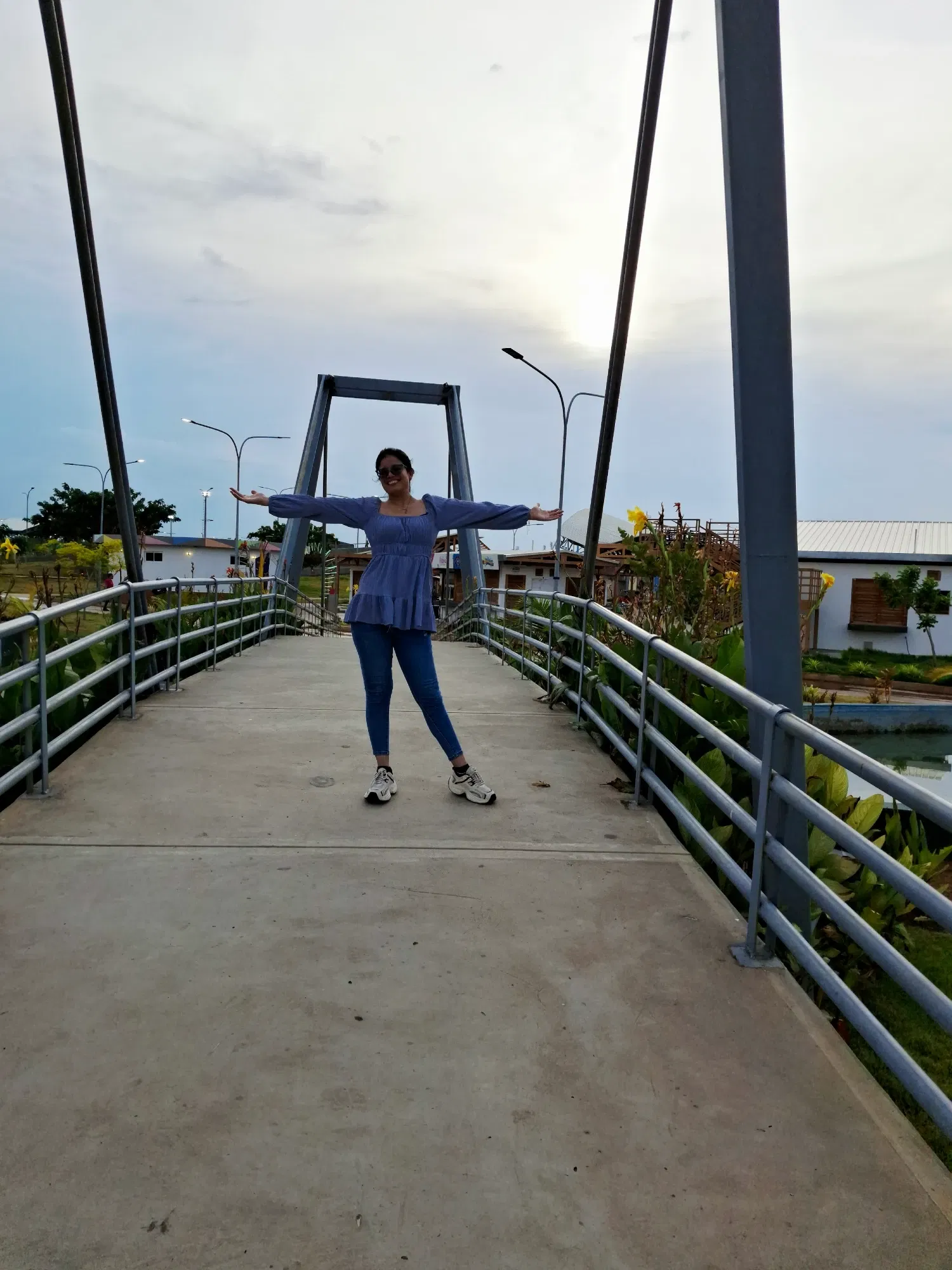 f2Jl6mfpUWmAj11w_20250724_180705.webp