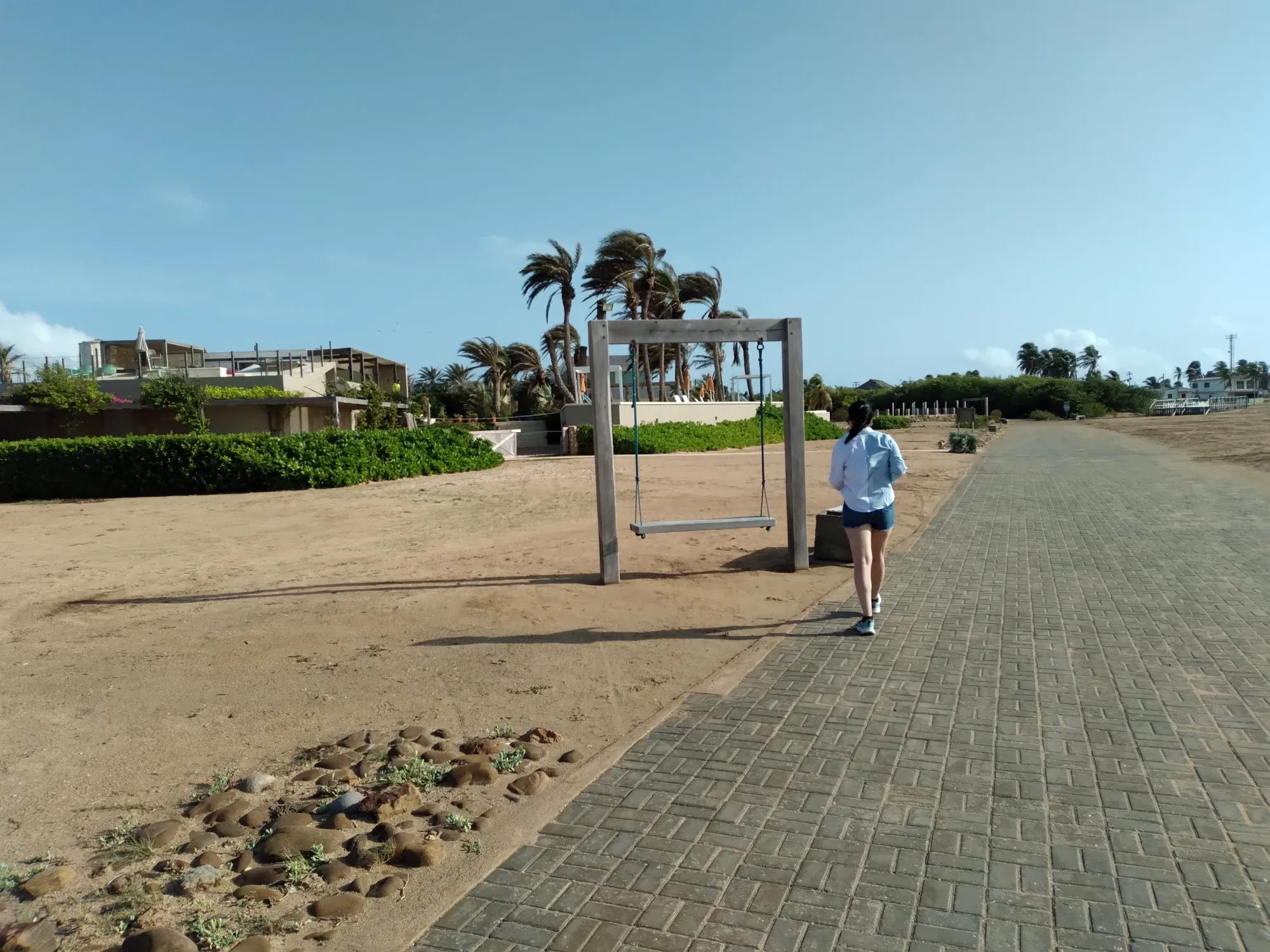 6lrMT9MUbiFomPup_20250830_082027.webp