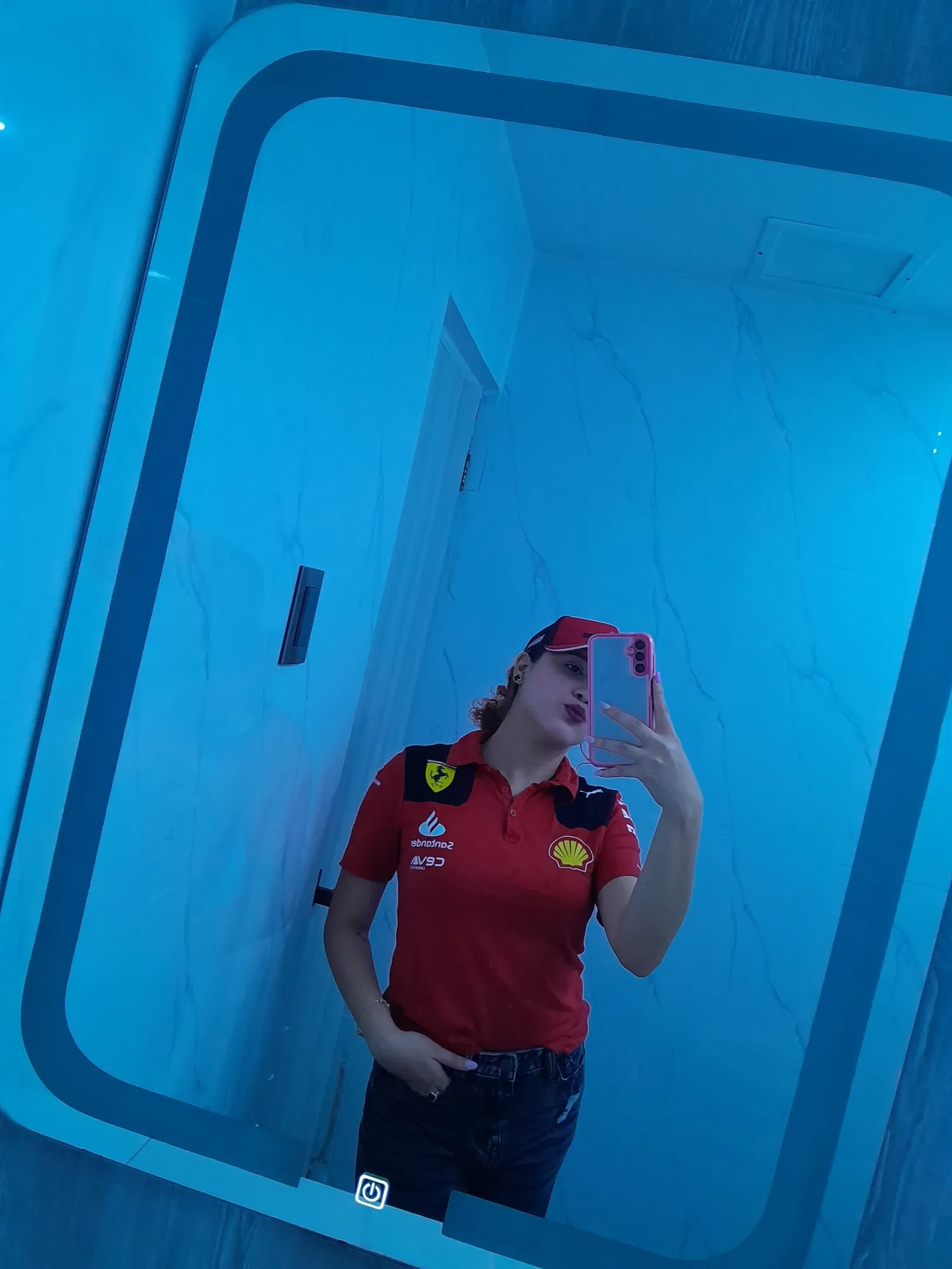 0bQvqTqGbfXUDwb8_1000687901.webp