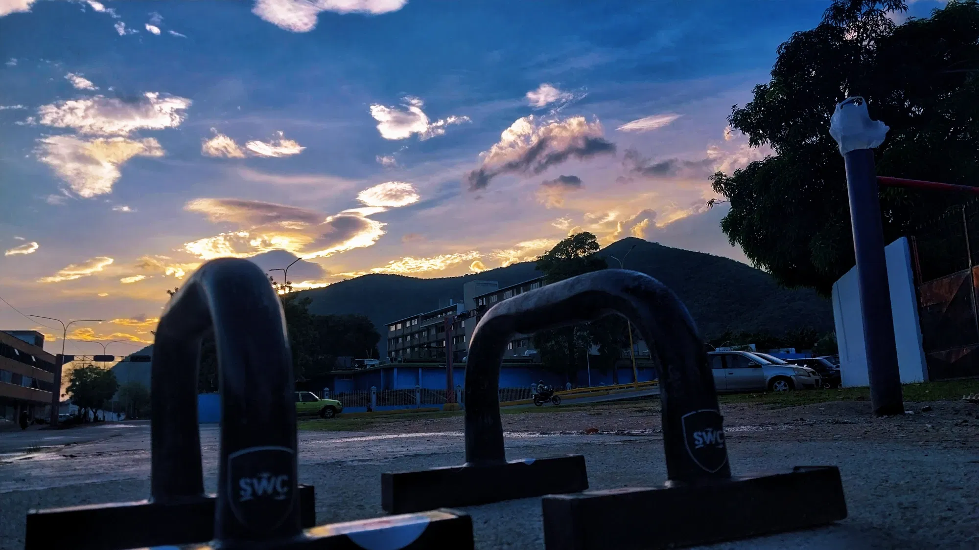 BiZD0rB13yhtvkNq_retouch_2025100109414066.webp