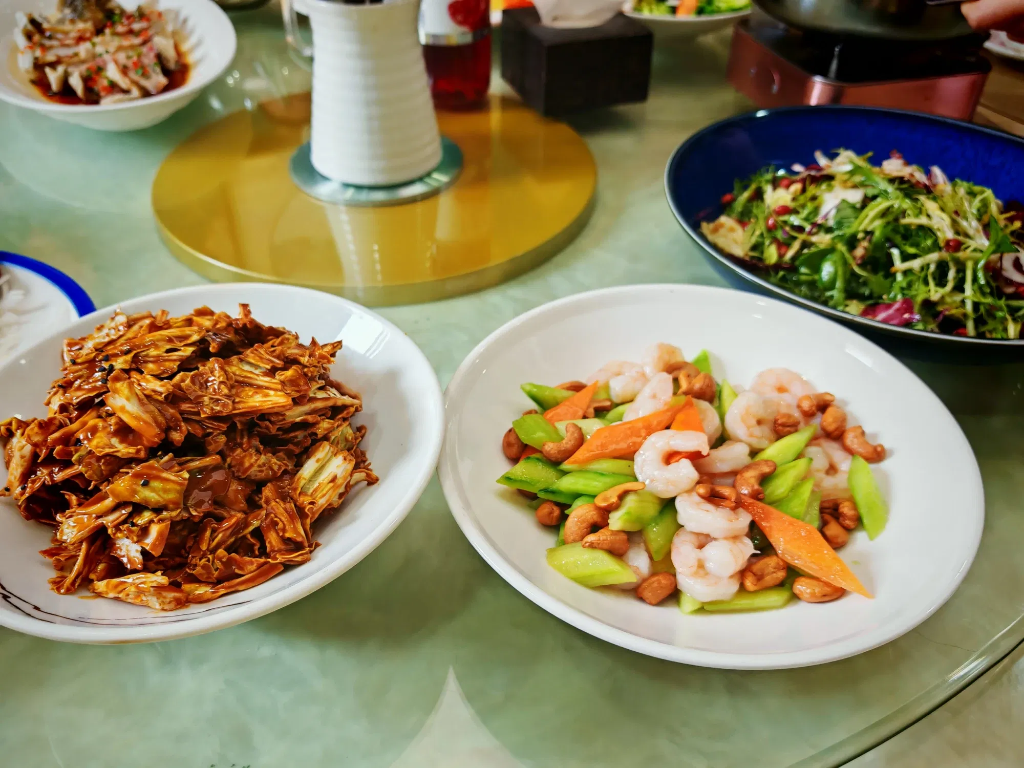 大年初四，吃吃喝喝