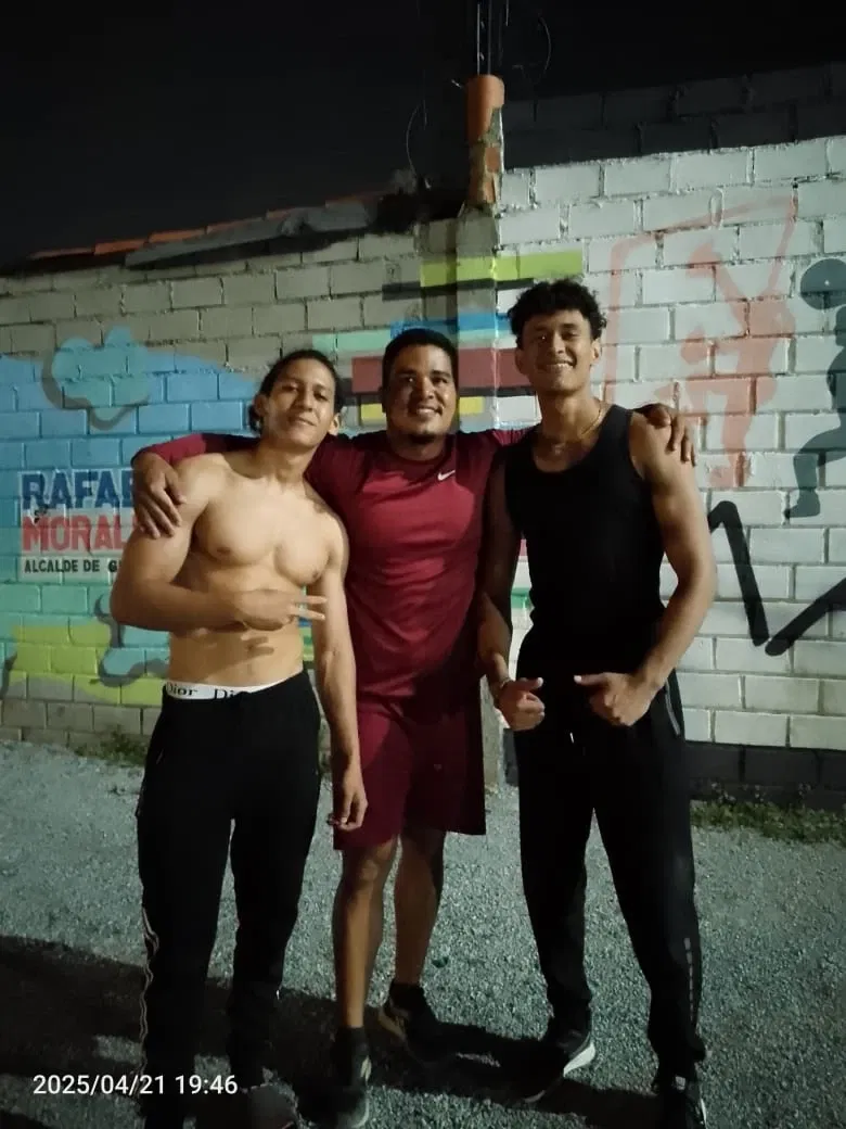 9TwLJiR1vHib7z9K_todos.webp