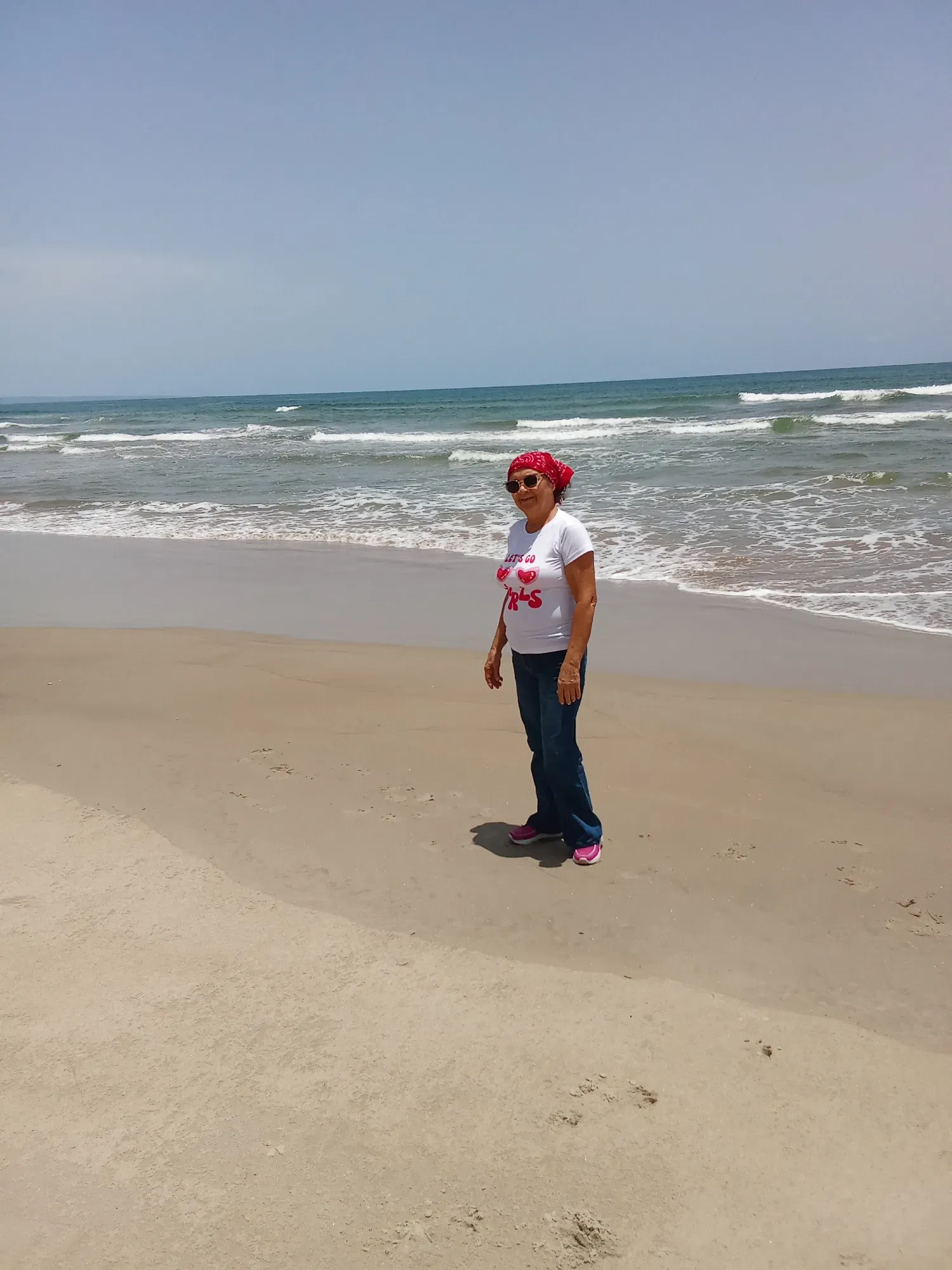 dO5sfXgdTrDmtKyy_1000041356.webp