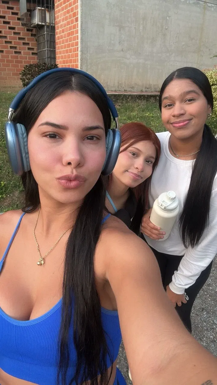 CMfM8wzOPQy9Jog0_1000873932.webp