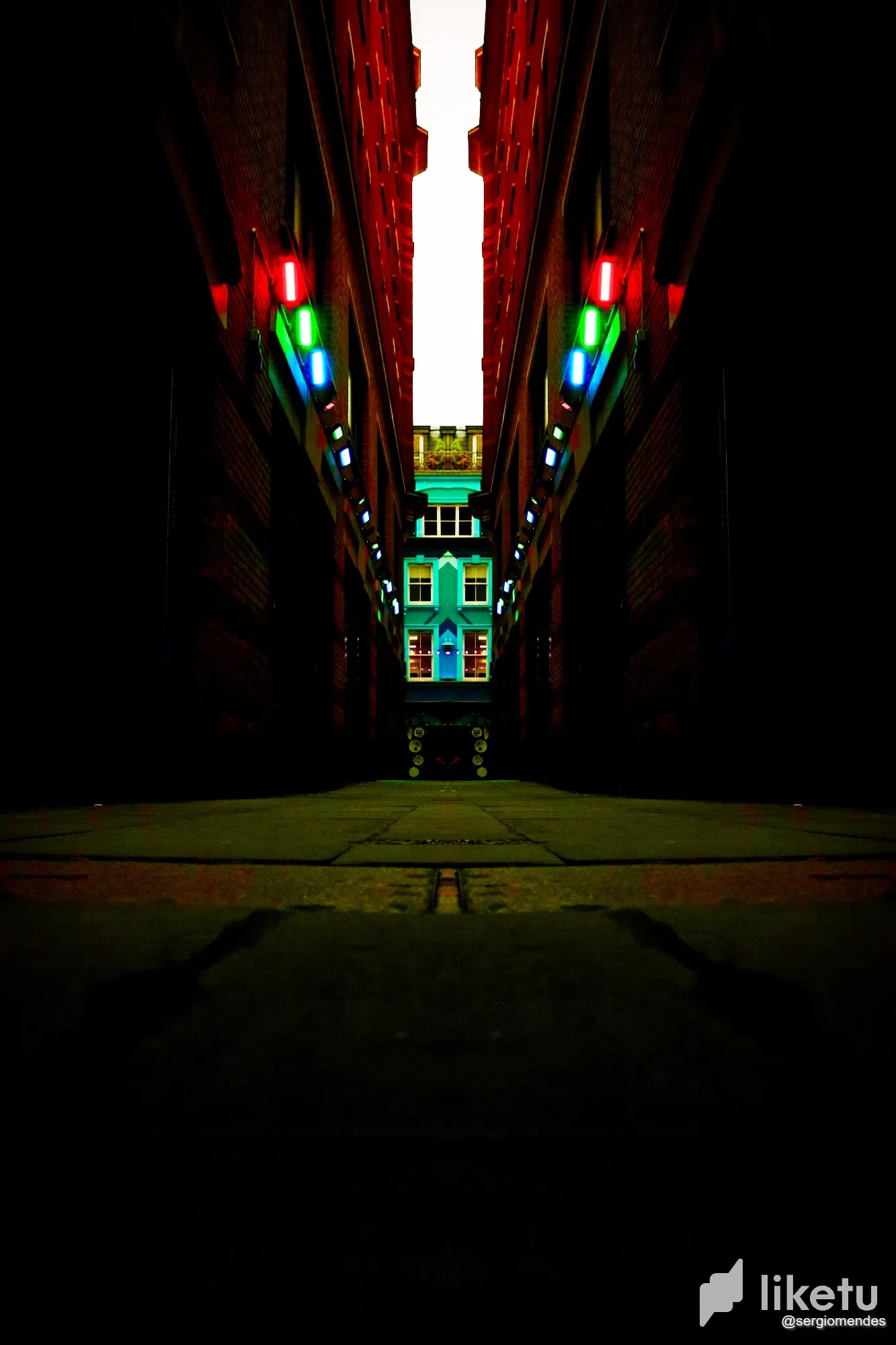 clgjilas301qe92sz5ngn2syf_neon_lights.webp