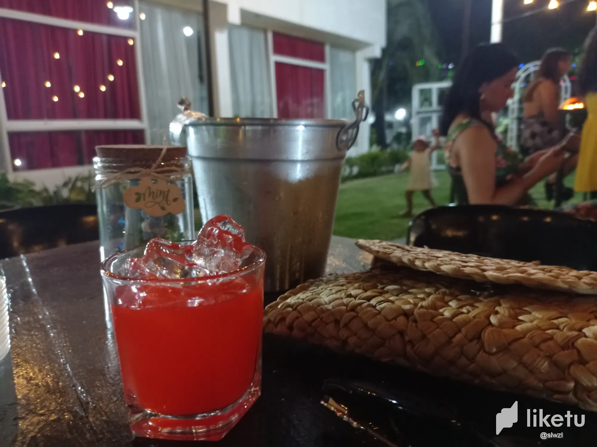 mczdZlYujzNaGIFu_Ice_coke_3.webp
