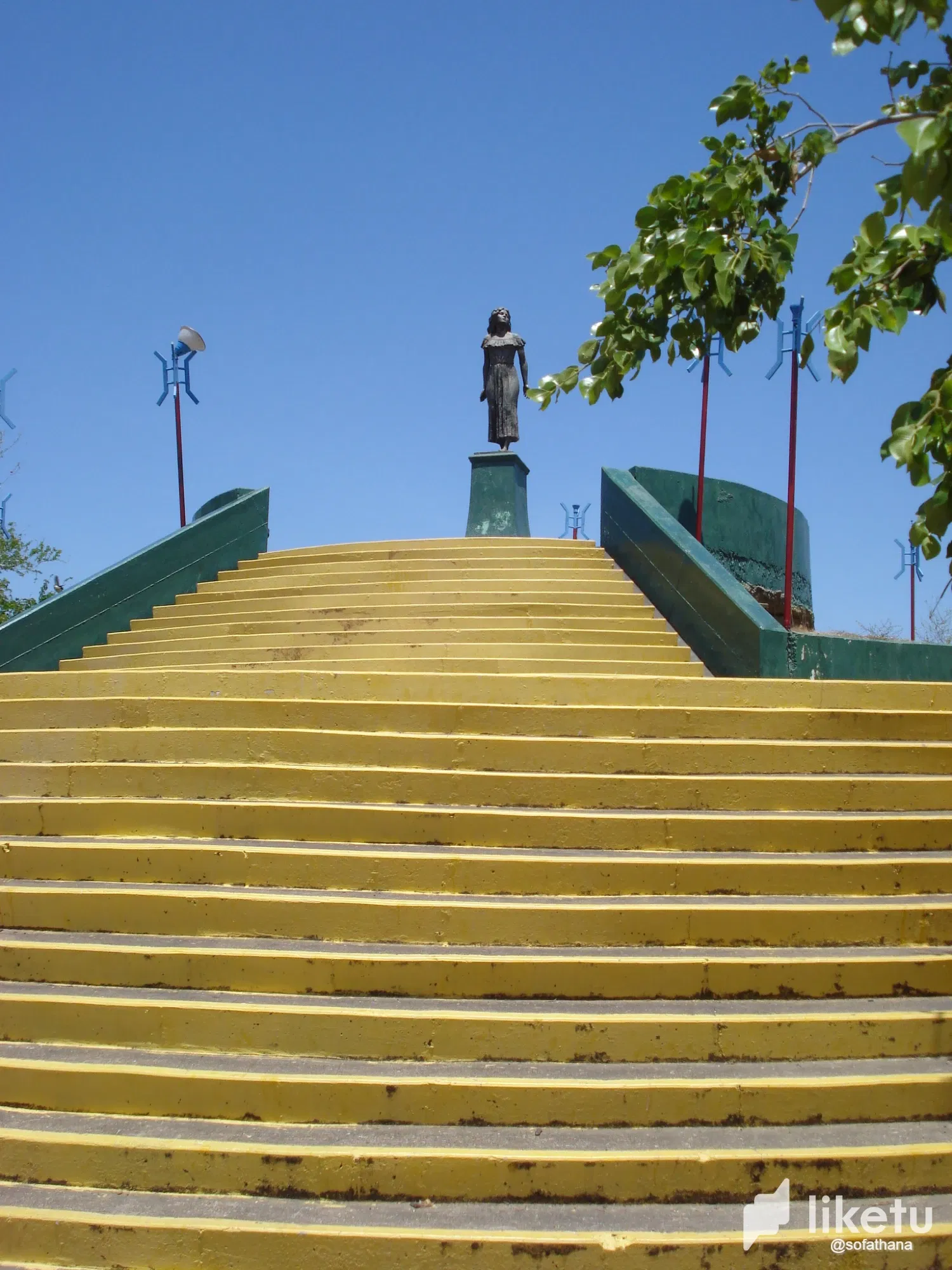 clehlrmst01a64aszacta0m6r_011_Monumento_a_Marisela_-_Ruta_de_Gallegos.webp