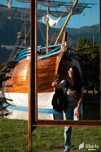 clmrxtm98038q1oszadam29p8_DSC_2844.webp