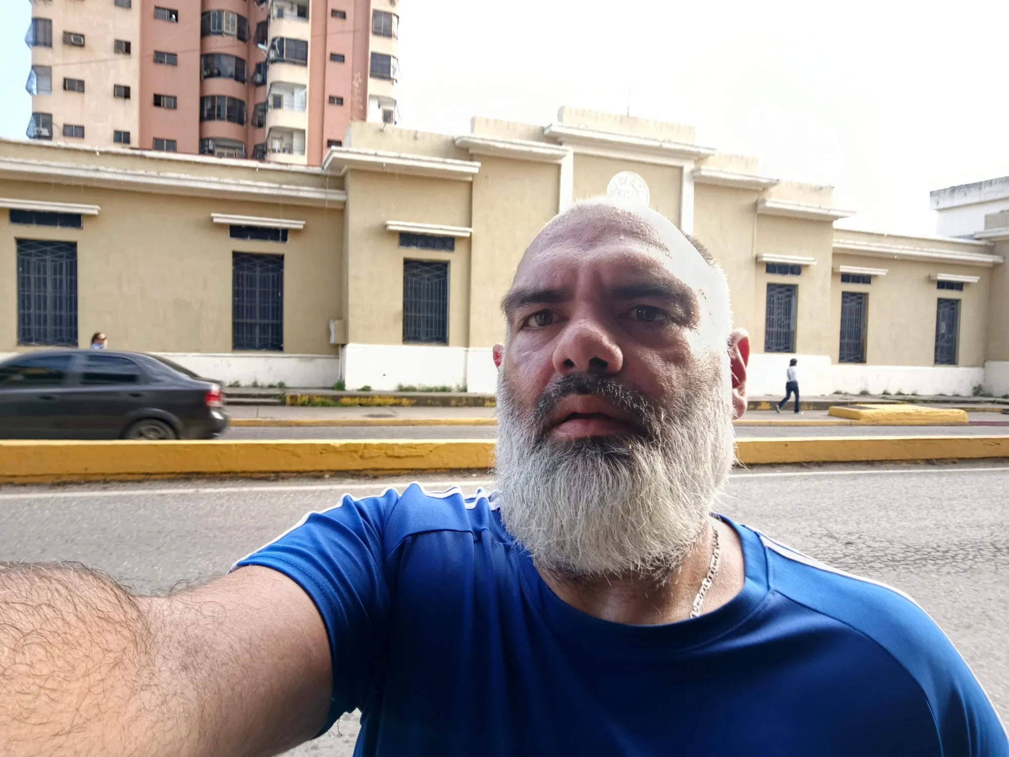 ahSIiA8pkIPNsW91_1000208757.webp
