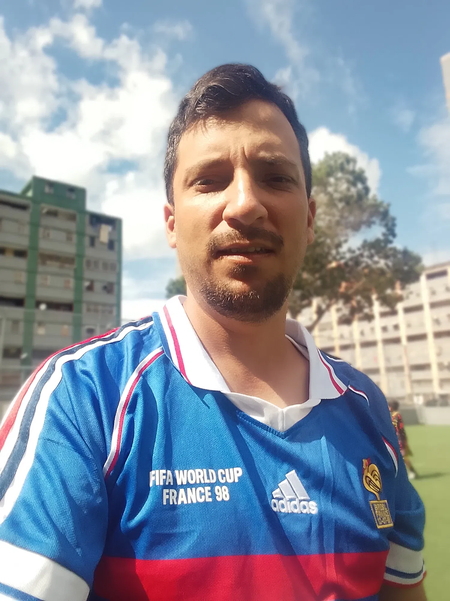 FgXzLhyZjxOYk4gG_1000780105.webp