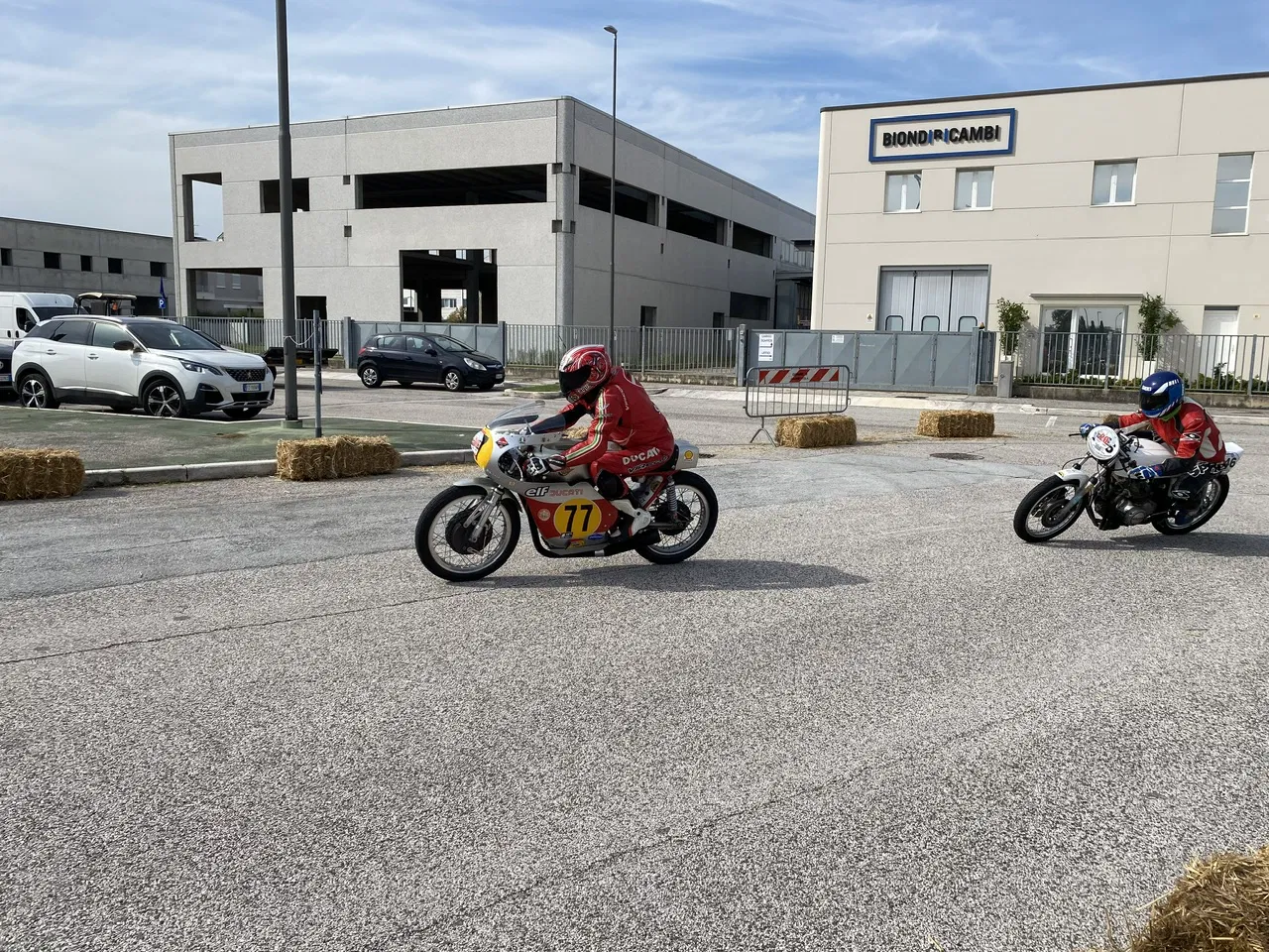 Photos and thoughts: Vintage racing bikes [EN]-[IT]