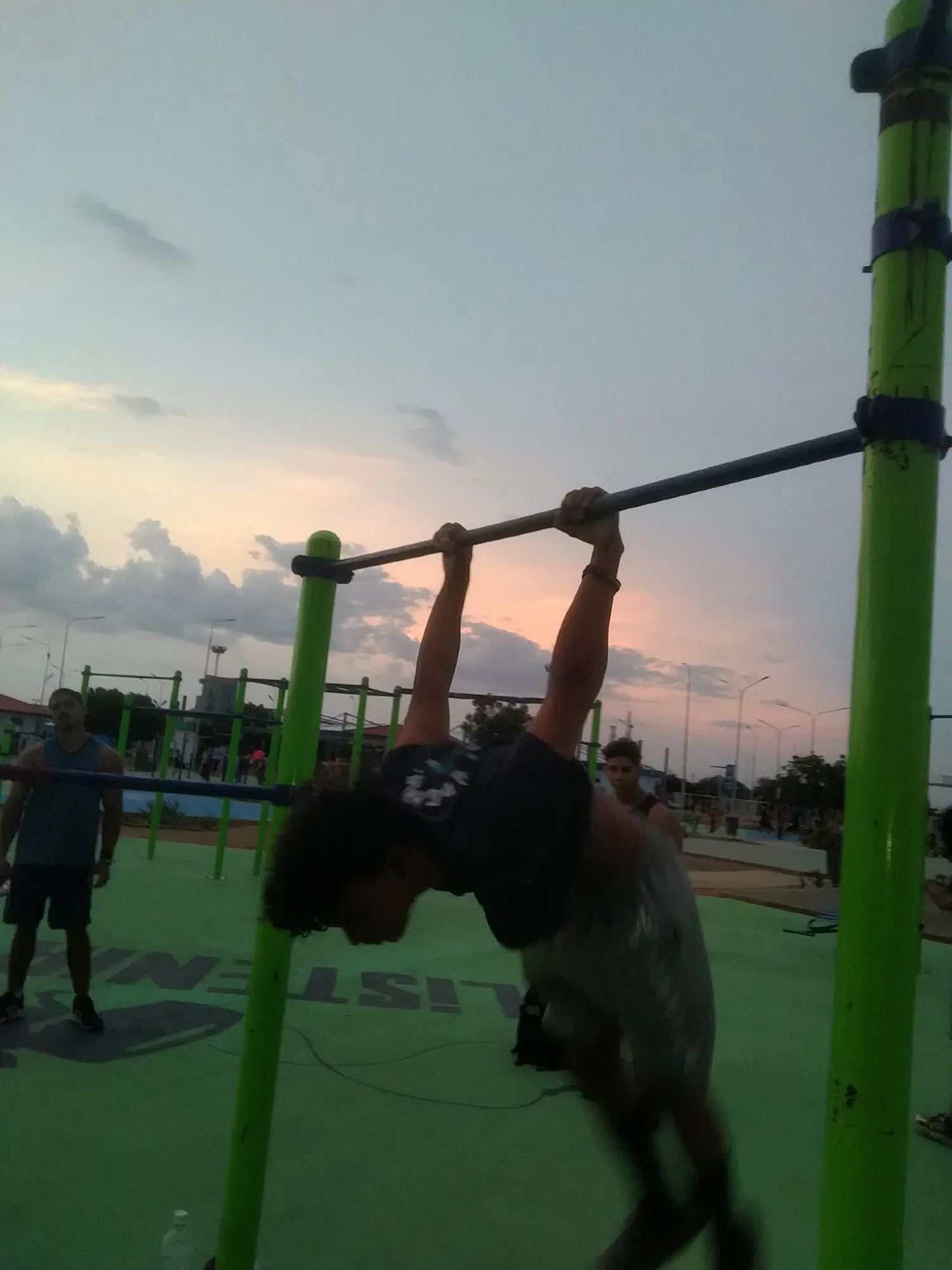 Ot403TGRTQollvYD_IMG_20250924_183810.webp