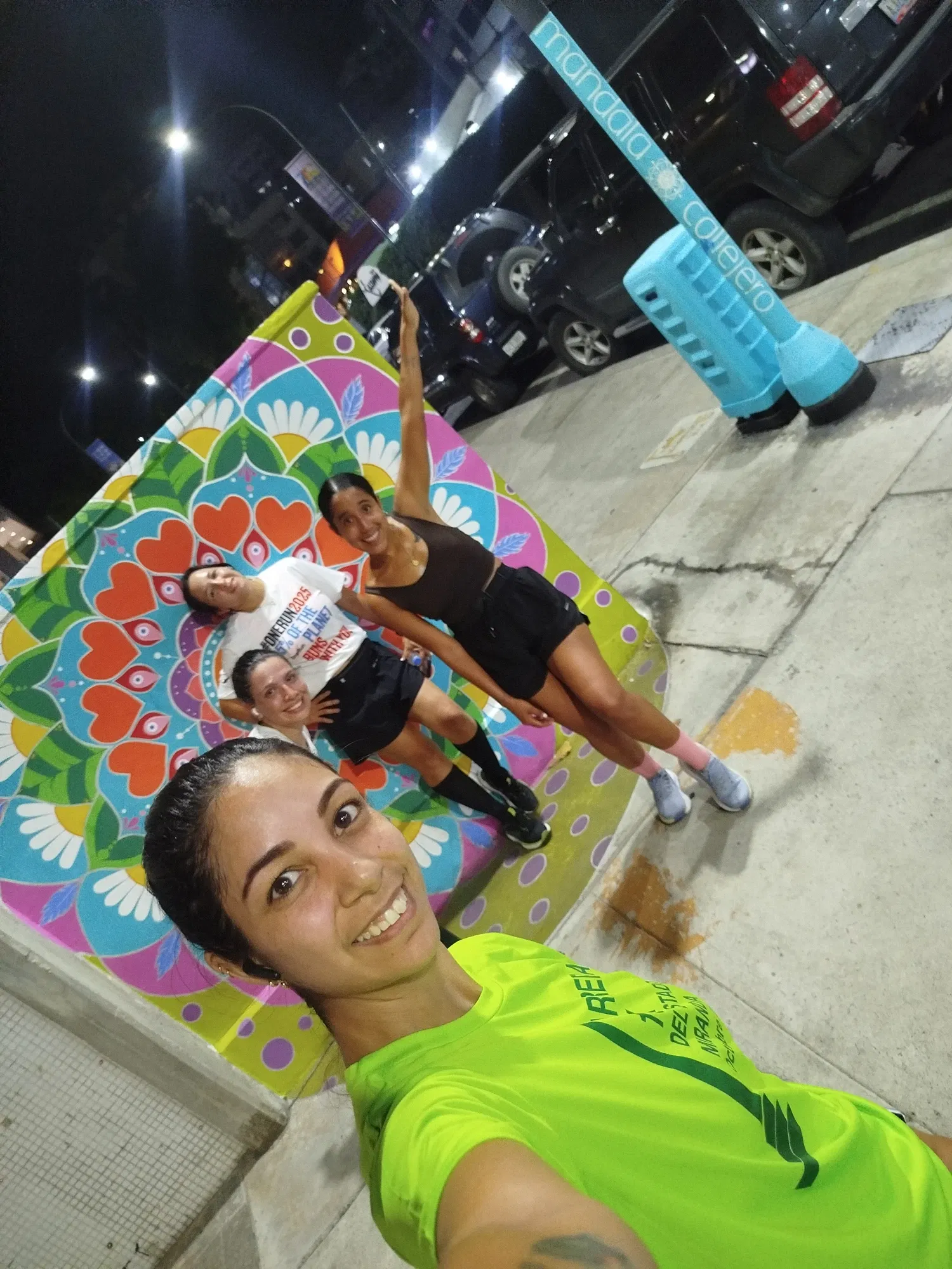 XWTmT2wbBWurwZry_1000688048.webp