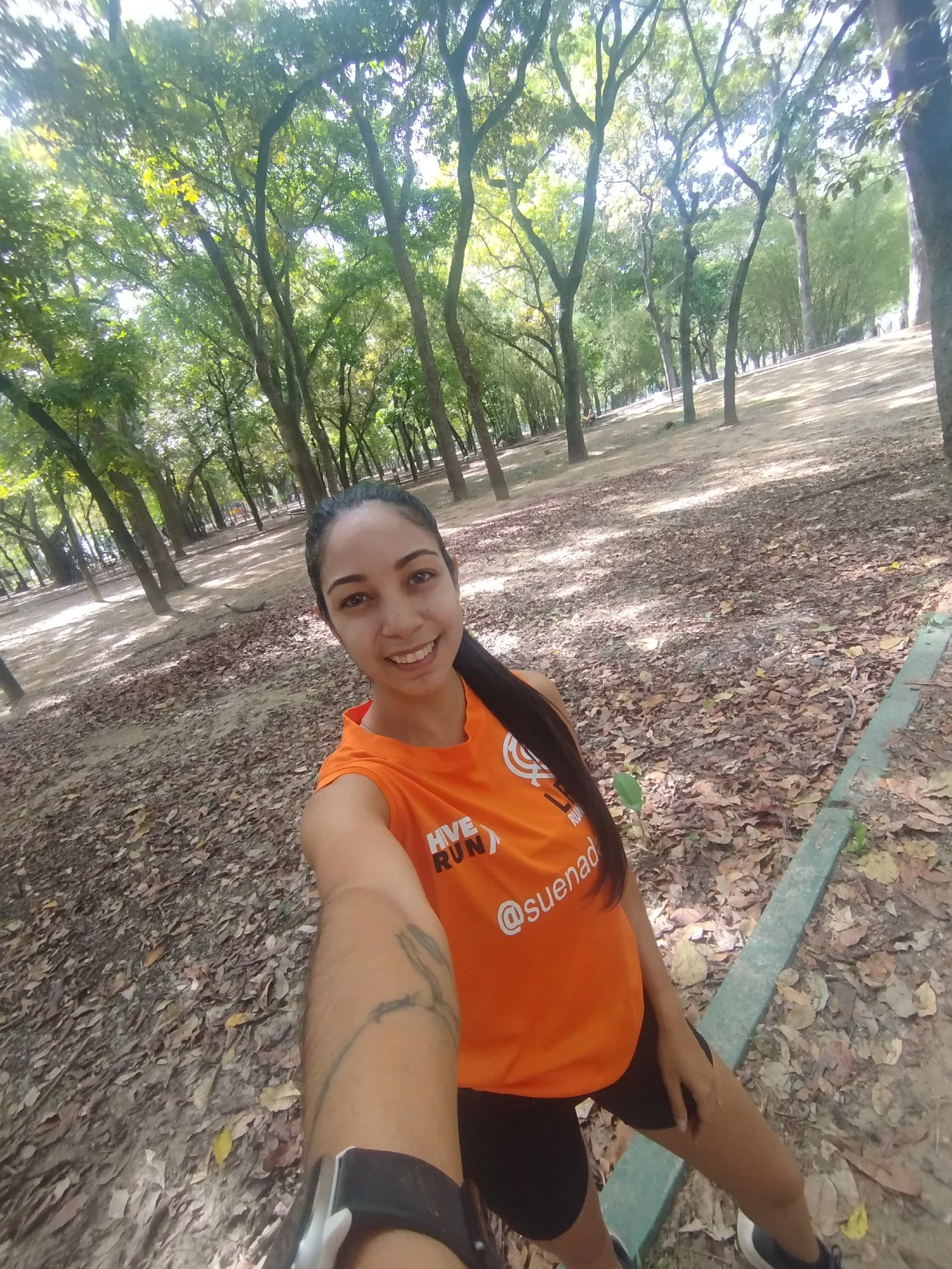 iicThroMoHylnMik_1001109138.webp