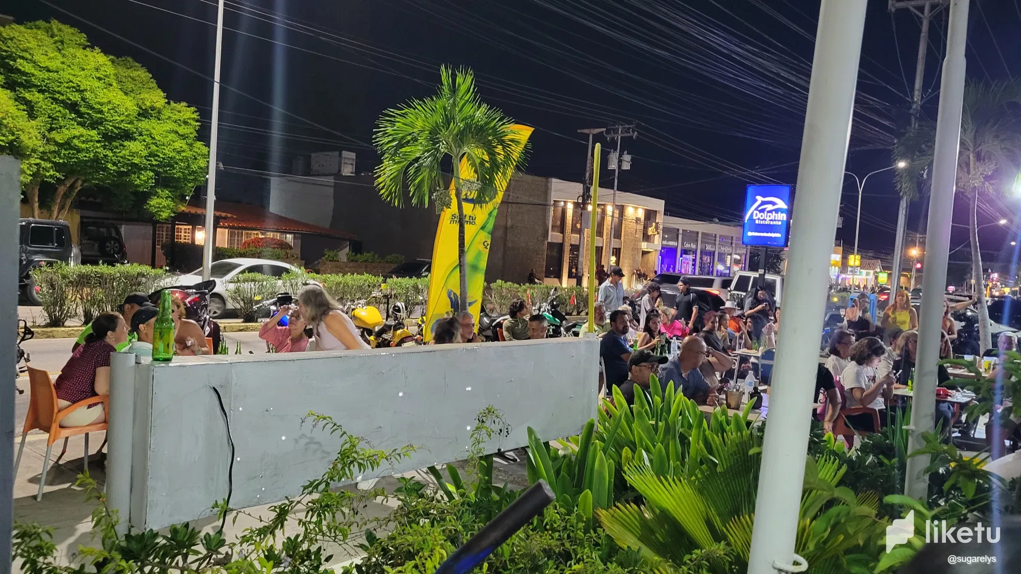 lcm8pJ117jGhLURV_20250913_222429.webp