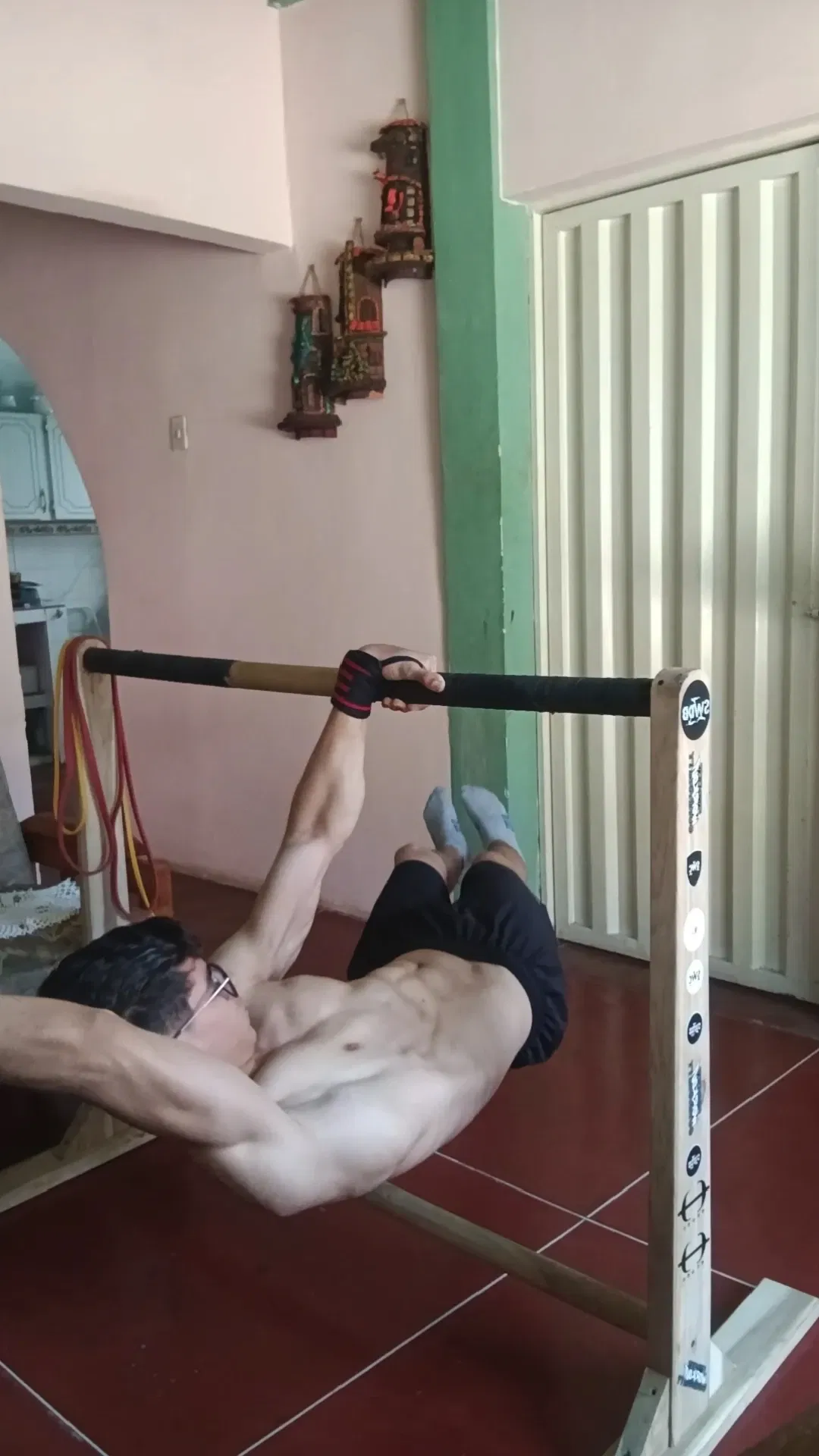 BmxeyejIXNDMyUaT_1757536600044.webp