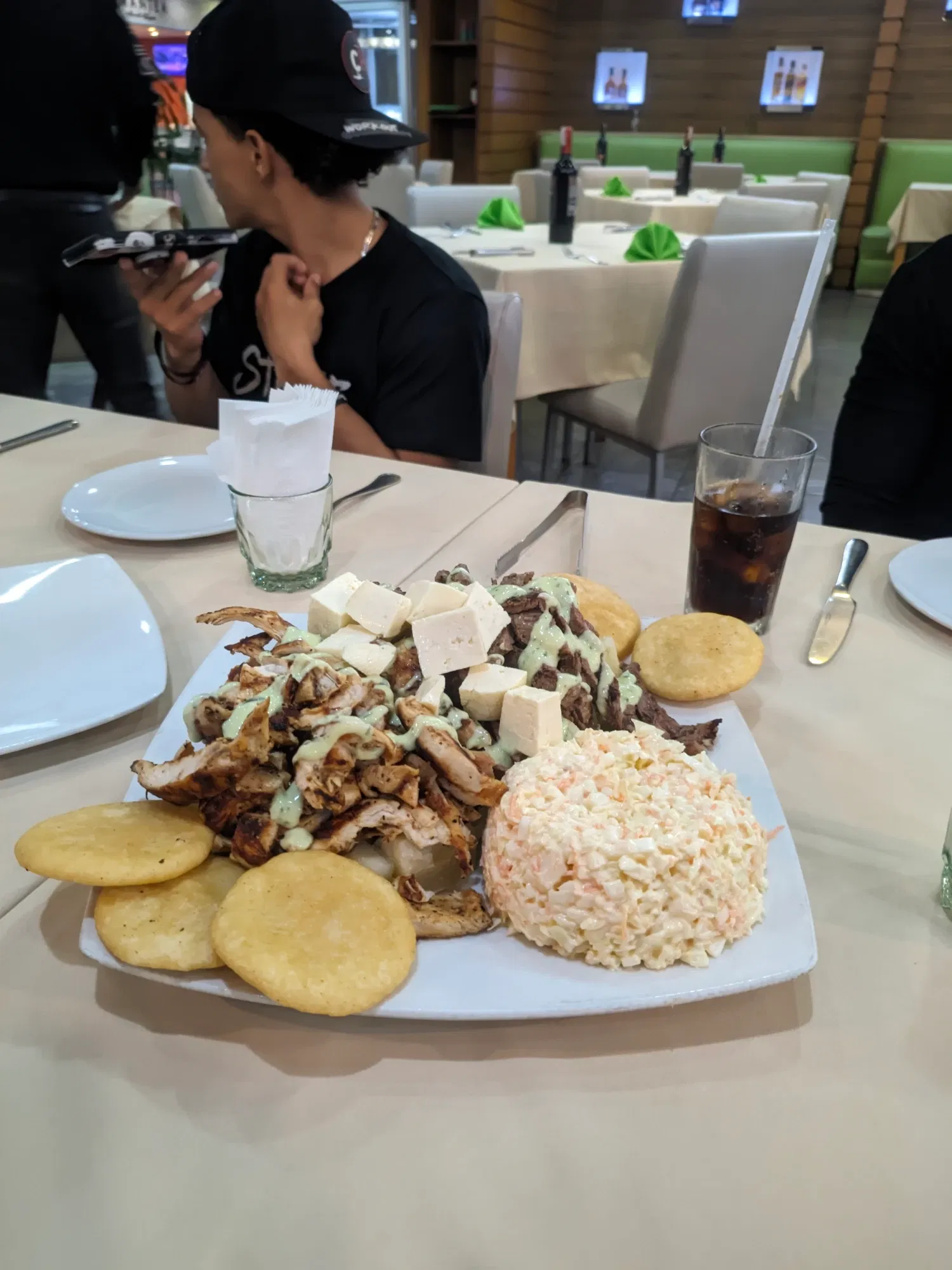 FTCVJSUmDJtiG5WQ_PXL_20250225_212044020.webp