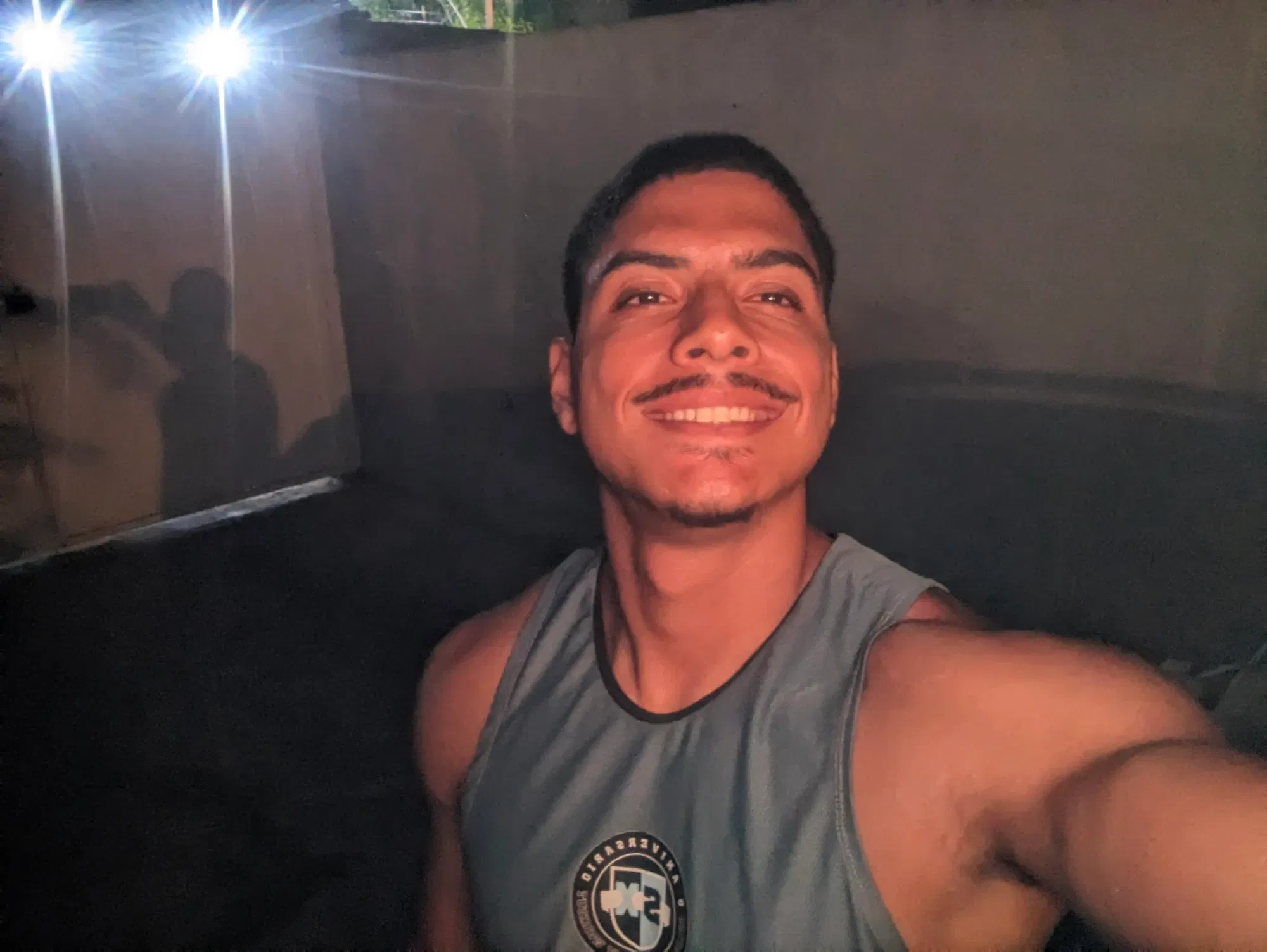 XugfrXY0ctT8zPD9_PXL_20250927_212510442.webp