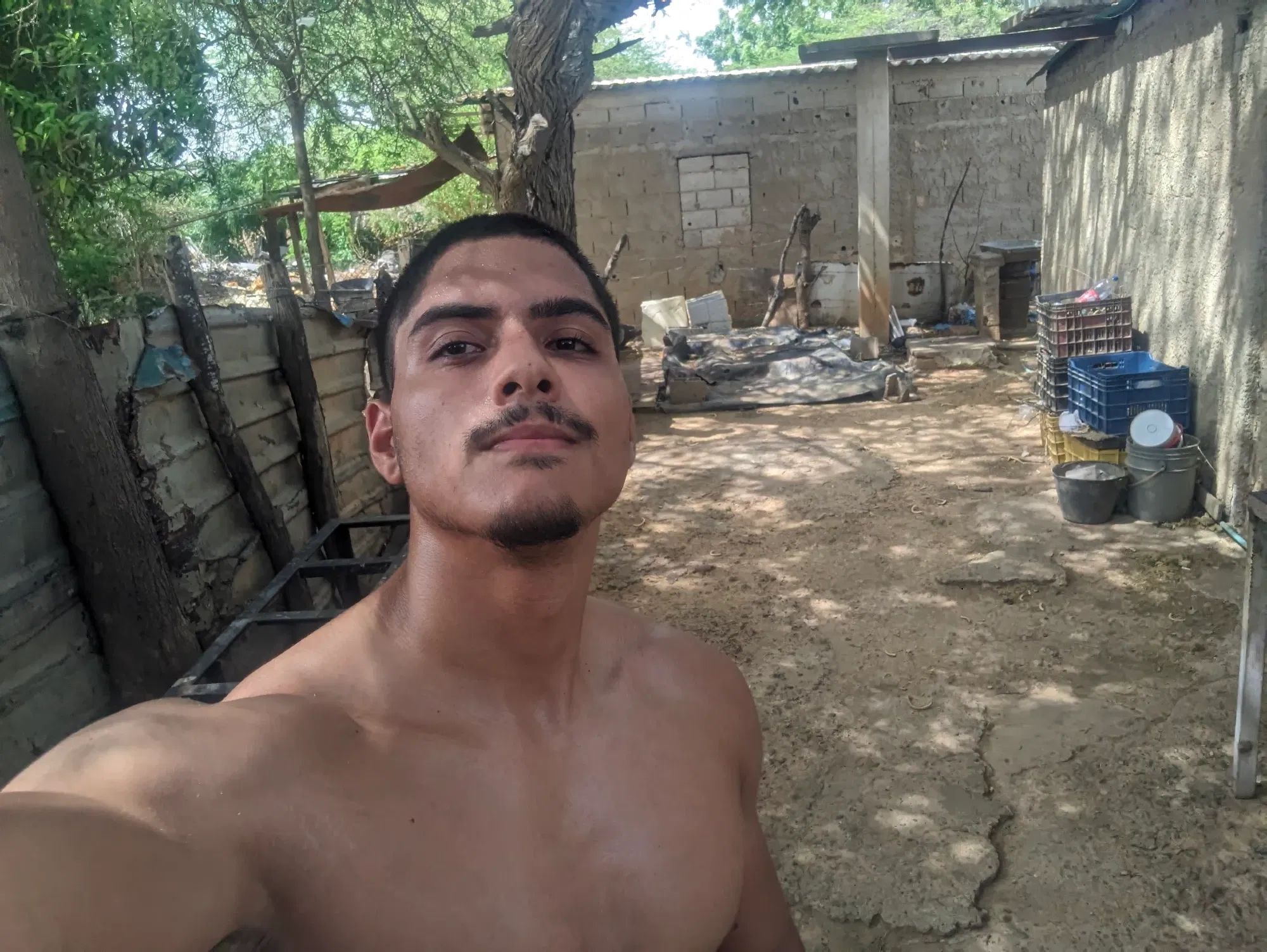 dzzMwKFkQ7OZcyAG_PXL_20250813_143830286.MV.webp