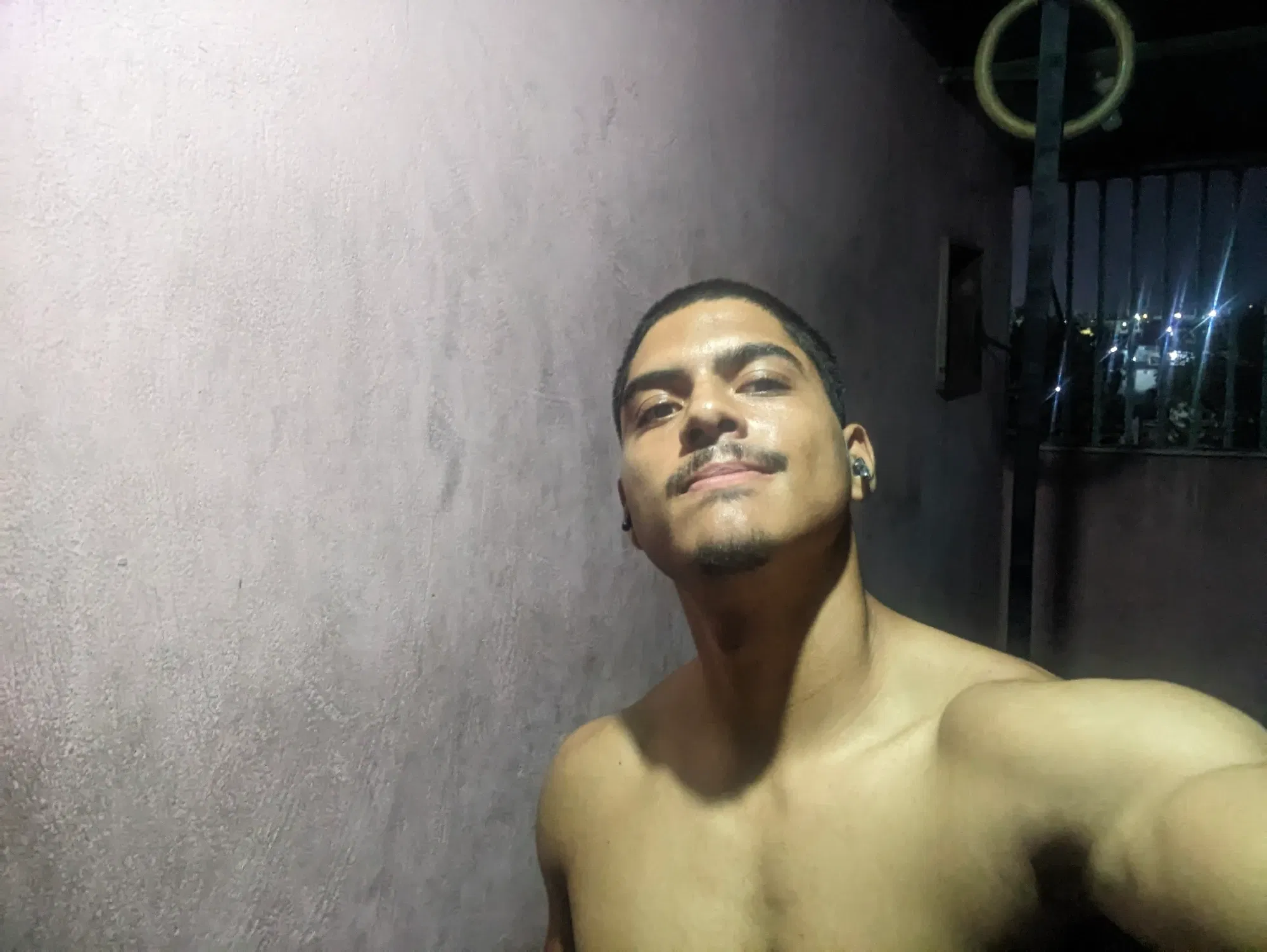 uWyAZq3PikQrMNro_PXL_20250816_194129861.MV.webp