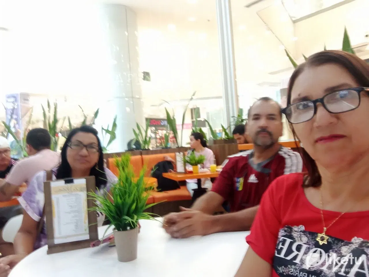 clnuz295x06fp7xsz0syb87ps_7.webp