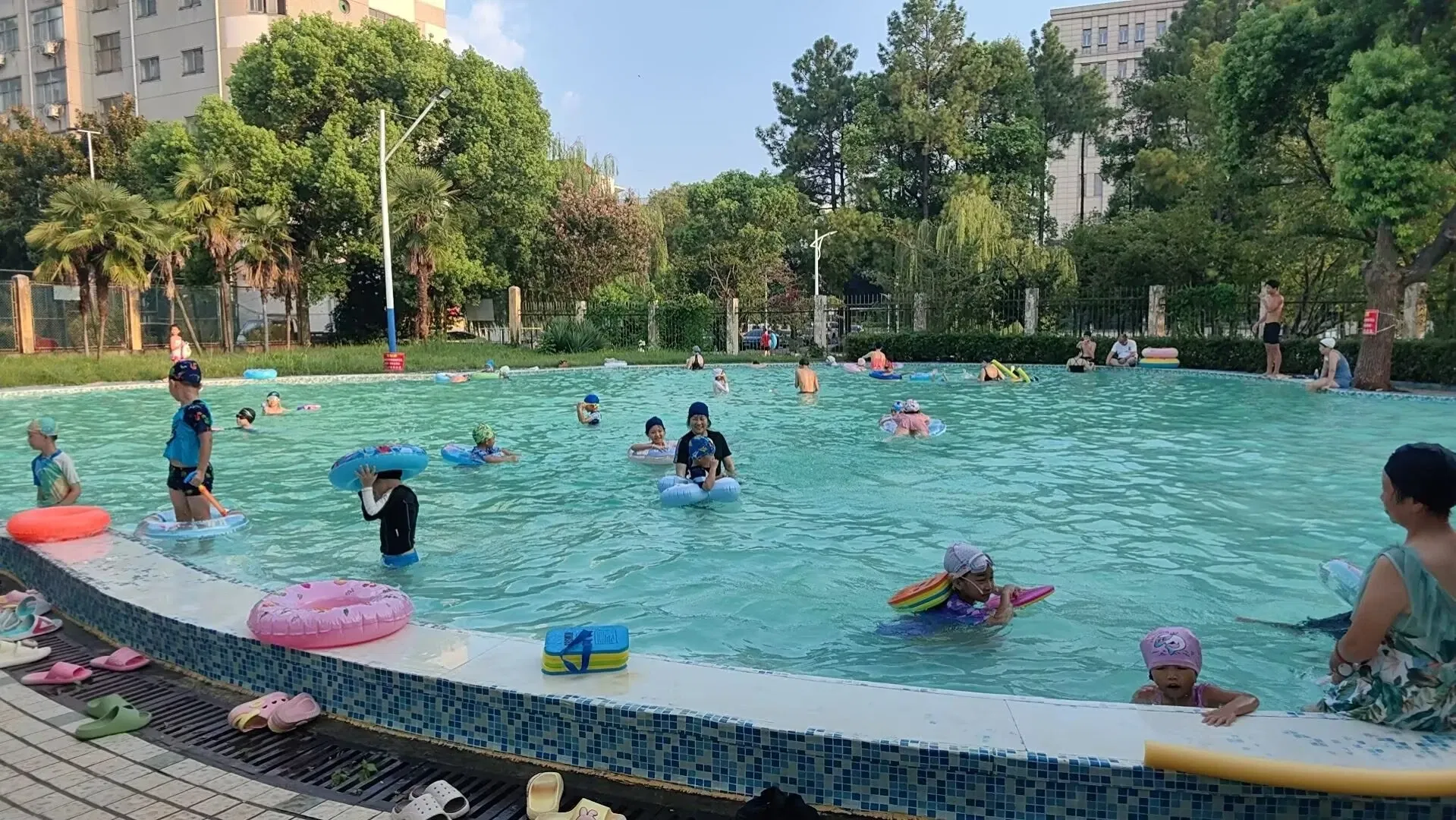 IubQ2SPux1ziamHN_Image_1754467543315.webp