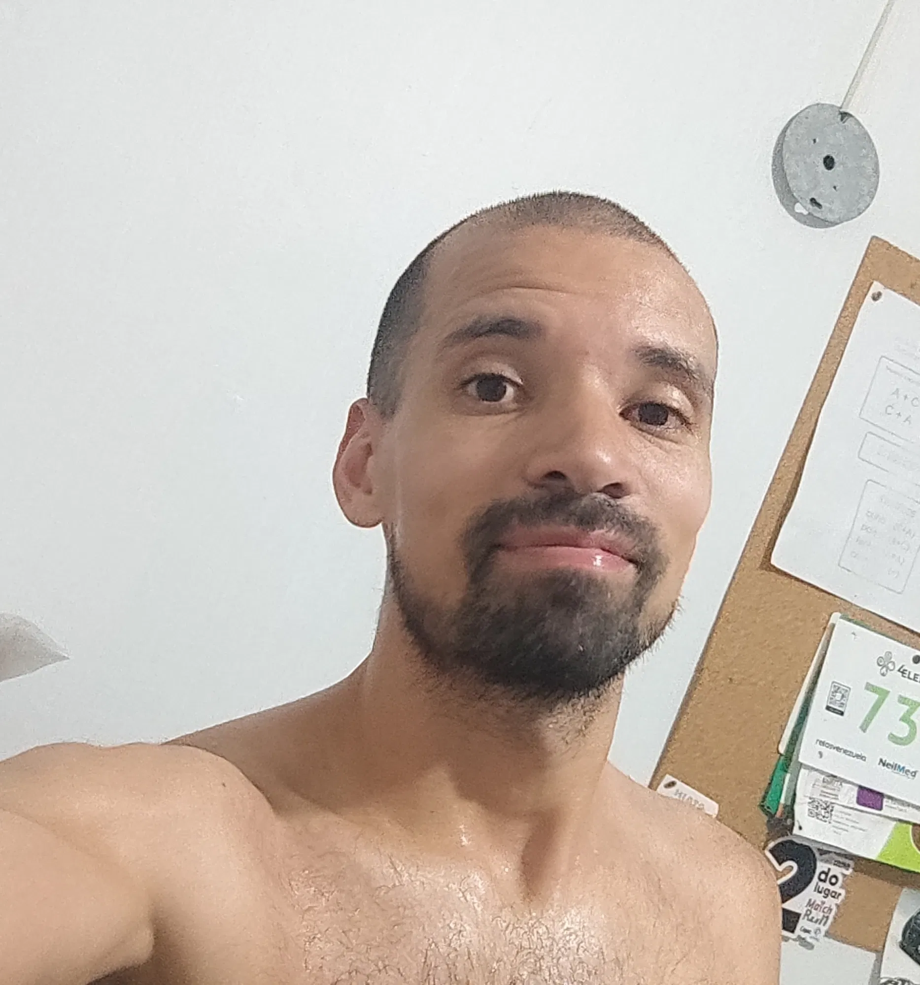 VLB1b91eQIJFH5dT_1000215648.webp