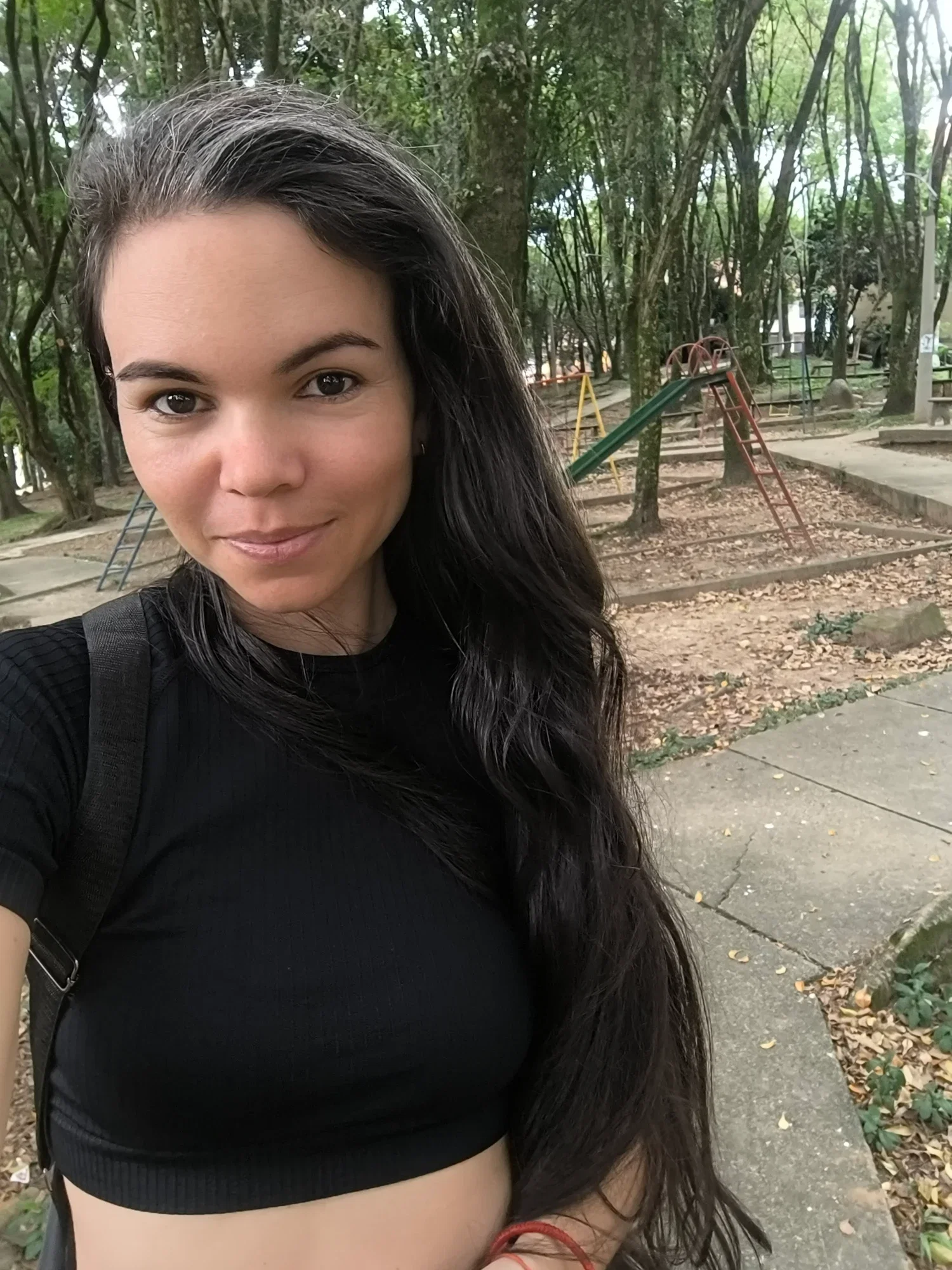 4QvbzzPkzTunZH5N_1000125105.webp