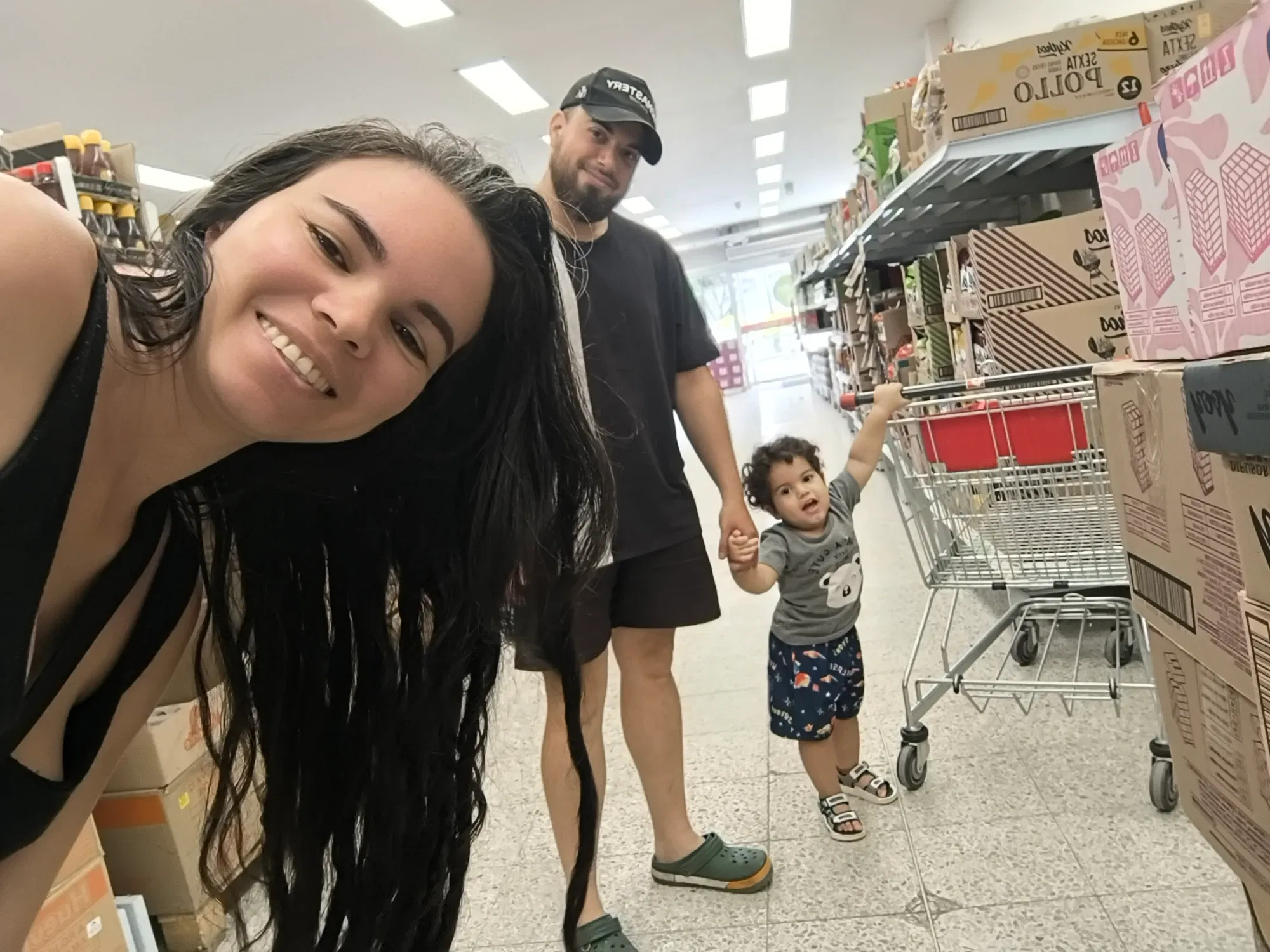 Vd2Q1IiIiigpVb0W_1000072306.webp