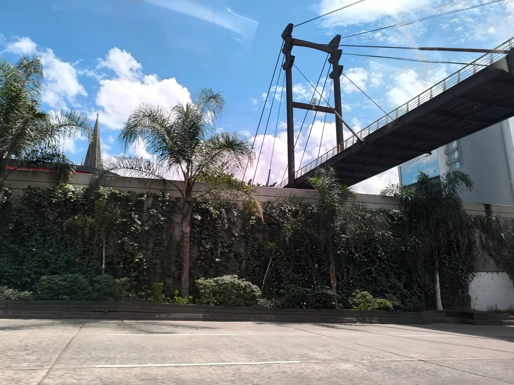 oJq1pd6z4EhKuUkH_1000073434.webp