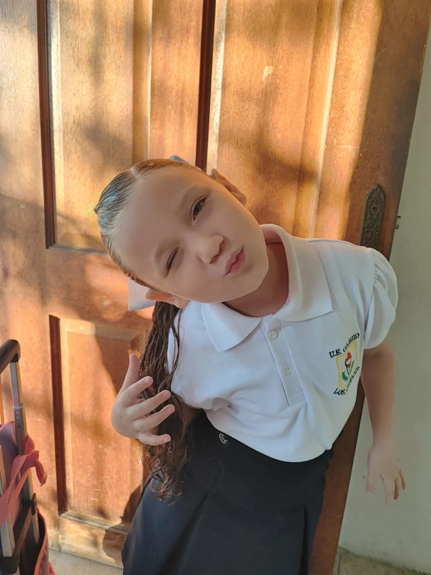 2rEfqoIjCY7VBps4_1002074490.webp
