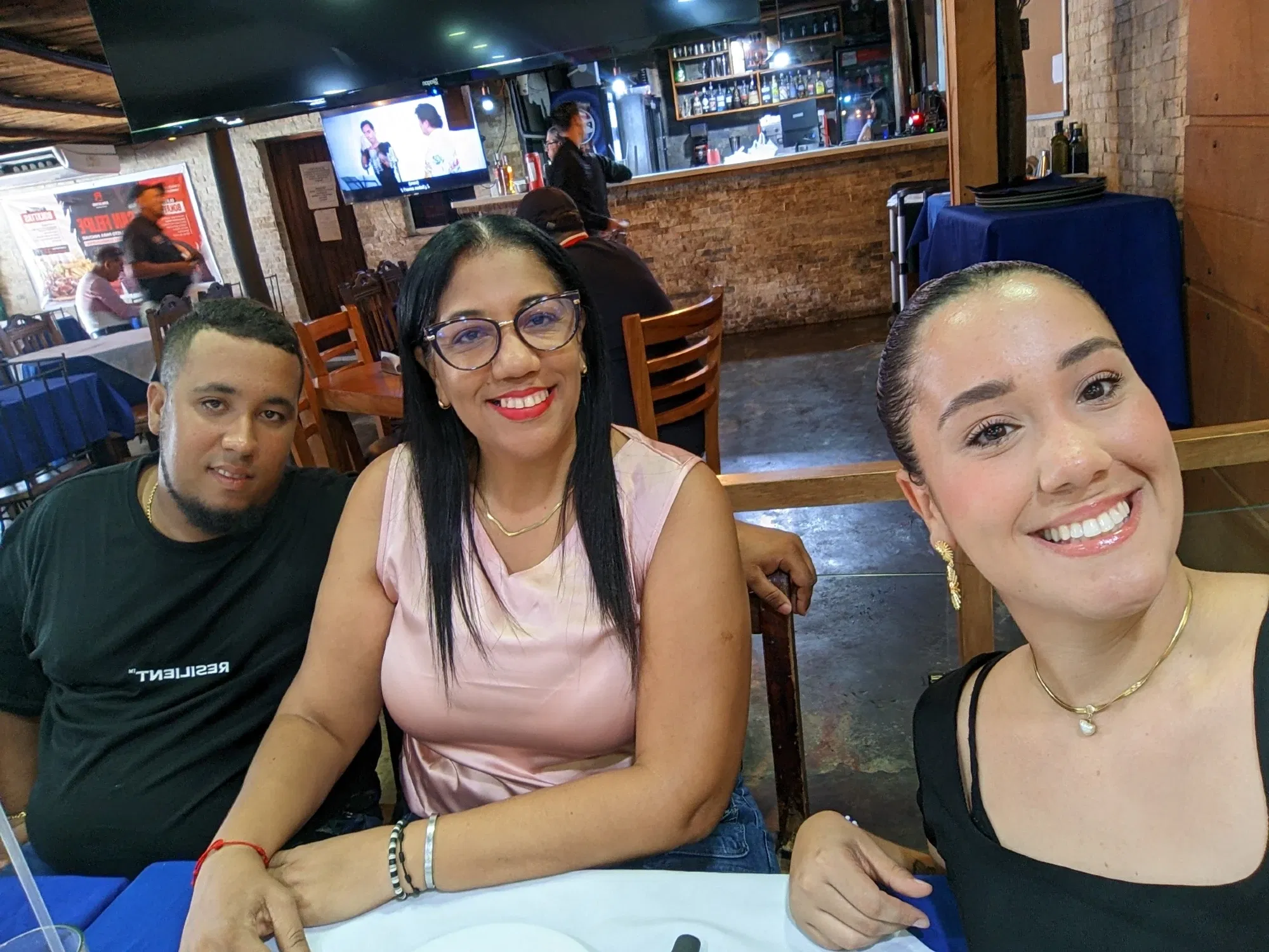 AMv9rxj3wPggcjq0_AGC_20250923_122457937.webp