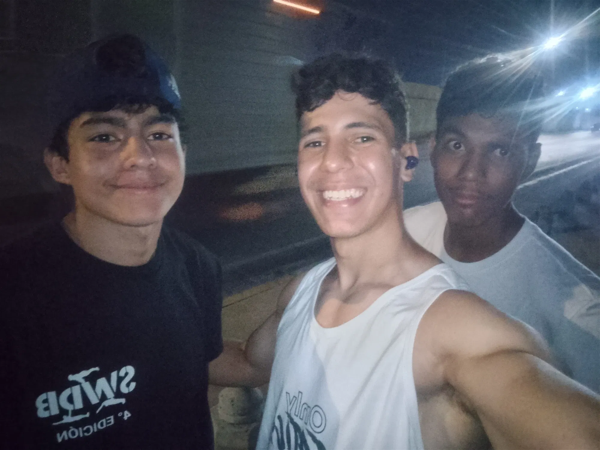 0IMMC…
Payout: 0.000 HBDEntrenando con amigos {ESP🇪🇦-ENG🇺🇸}
2025-10-22 01:32<liketuimages> <center> ![AlSK3bJX5T6IagD3_1000065058.webp