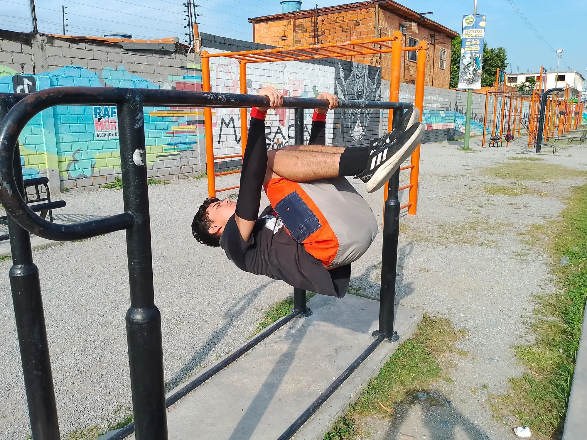 TSF23DD2XGDPiajc_1000052608.webp