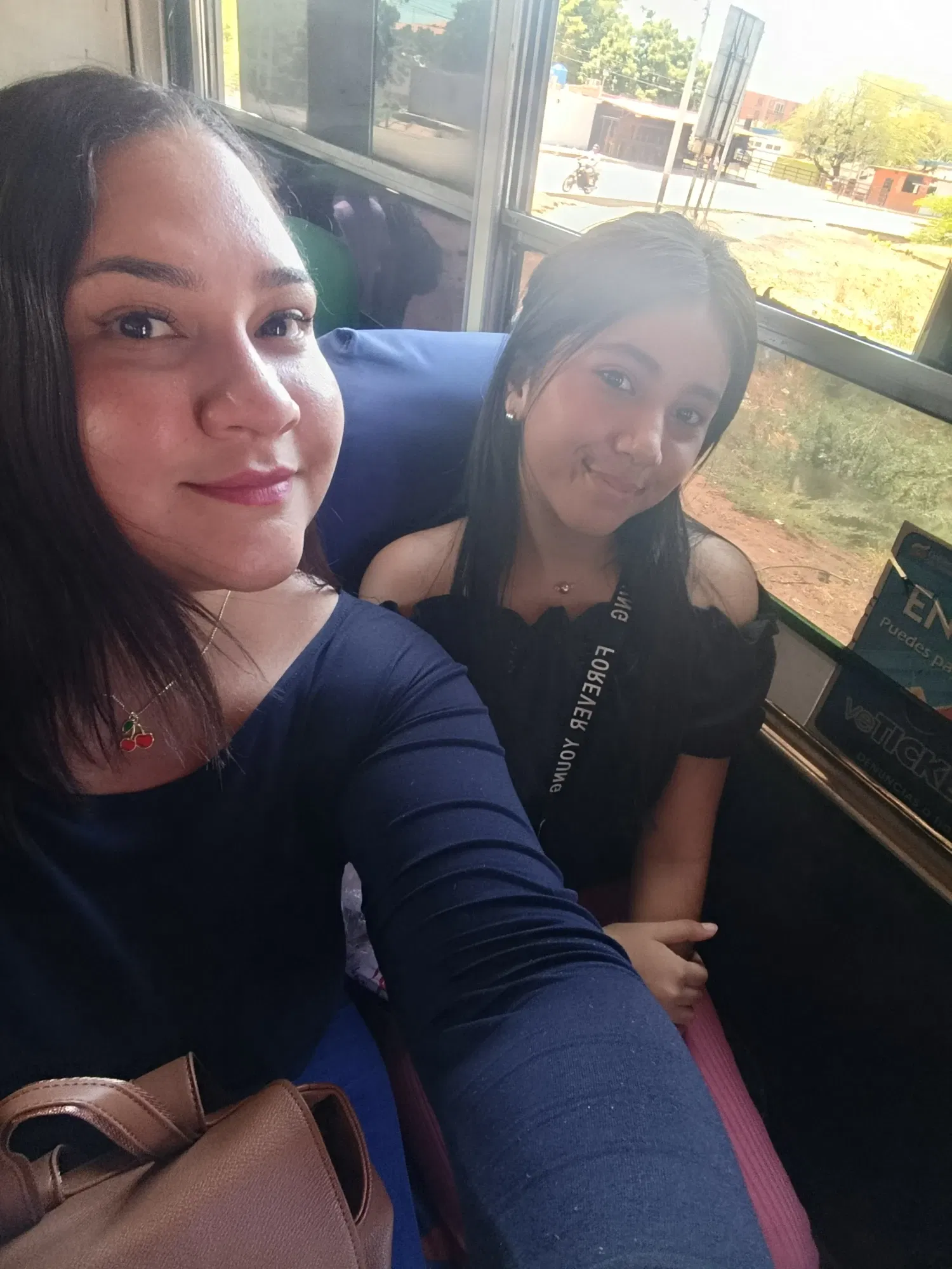 Varadas en el bus 😫😓[esp-eng] Stranded on the bus