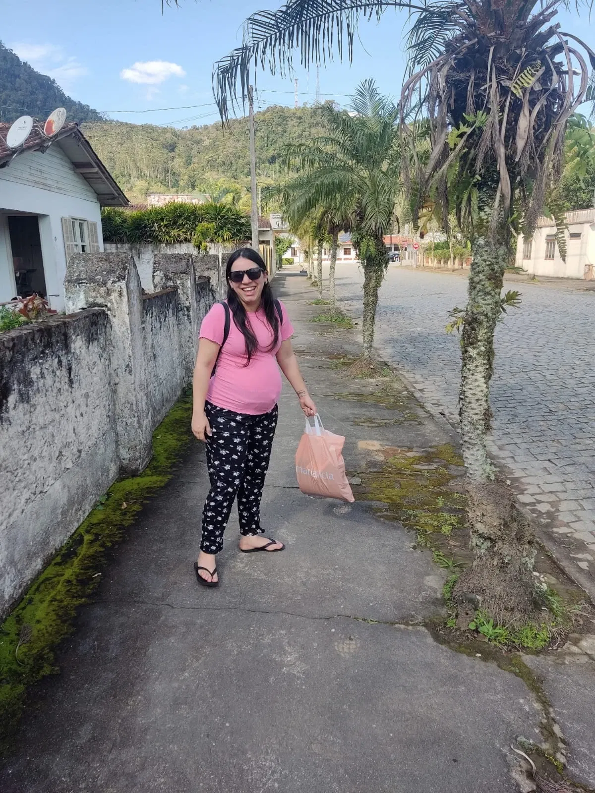 CCLaHSztPmvySFBl_1000105210.webp