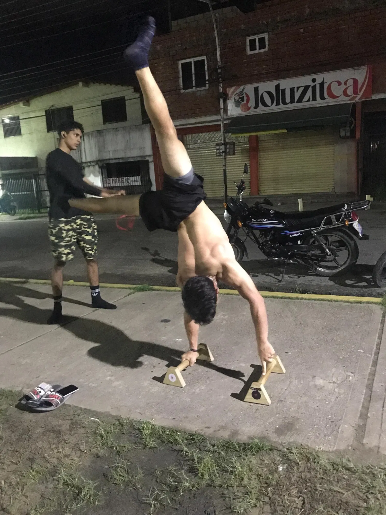 2Jn3ZXKjedjIqo9j_1000112089.webp