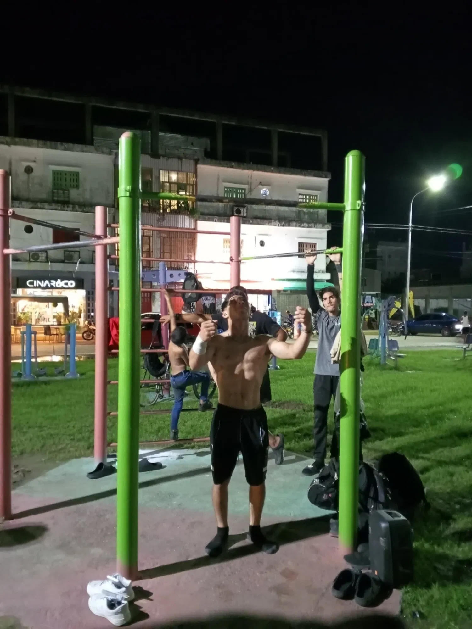 CA874AOqPlbZAv8s_1000136361.webp