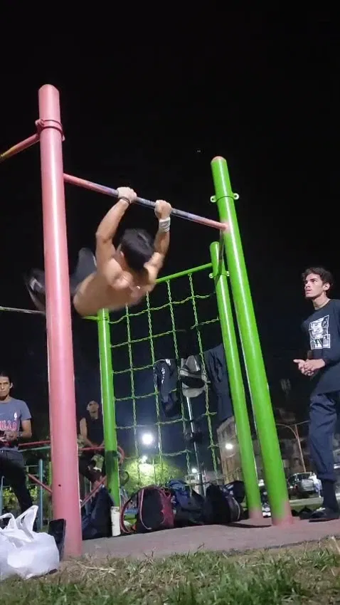 Efrr6J5d0dqbsvpE_1000159155.webp