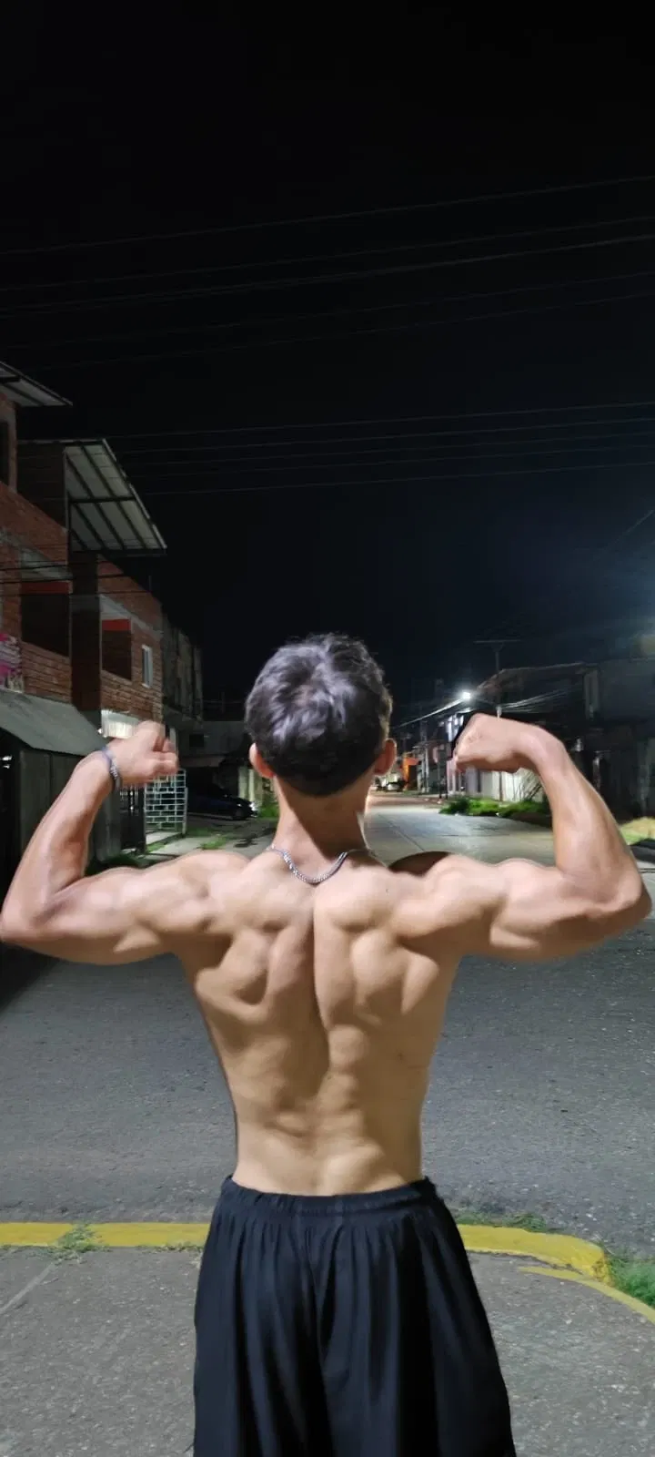iAWqj7vHn9css78S_1000165615.webp