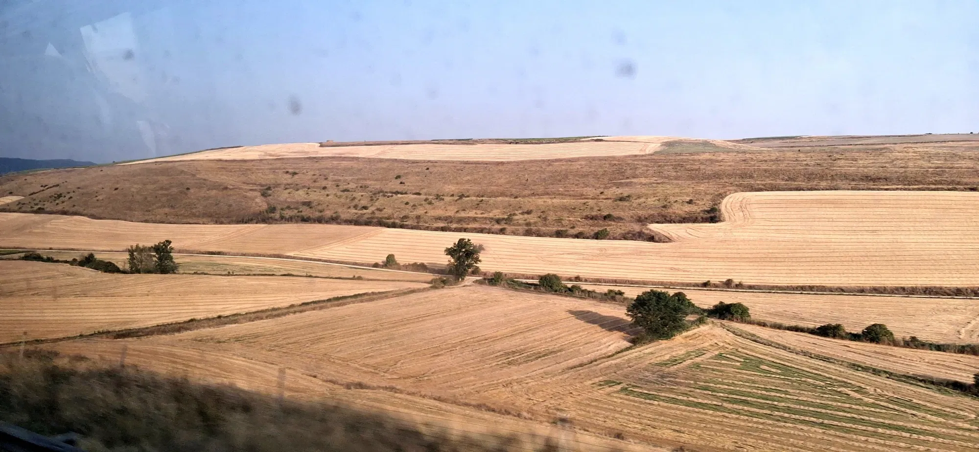 hAhrgR6O06mYIAtQ_1000045872.webp