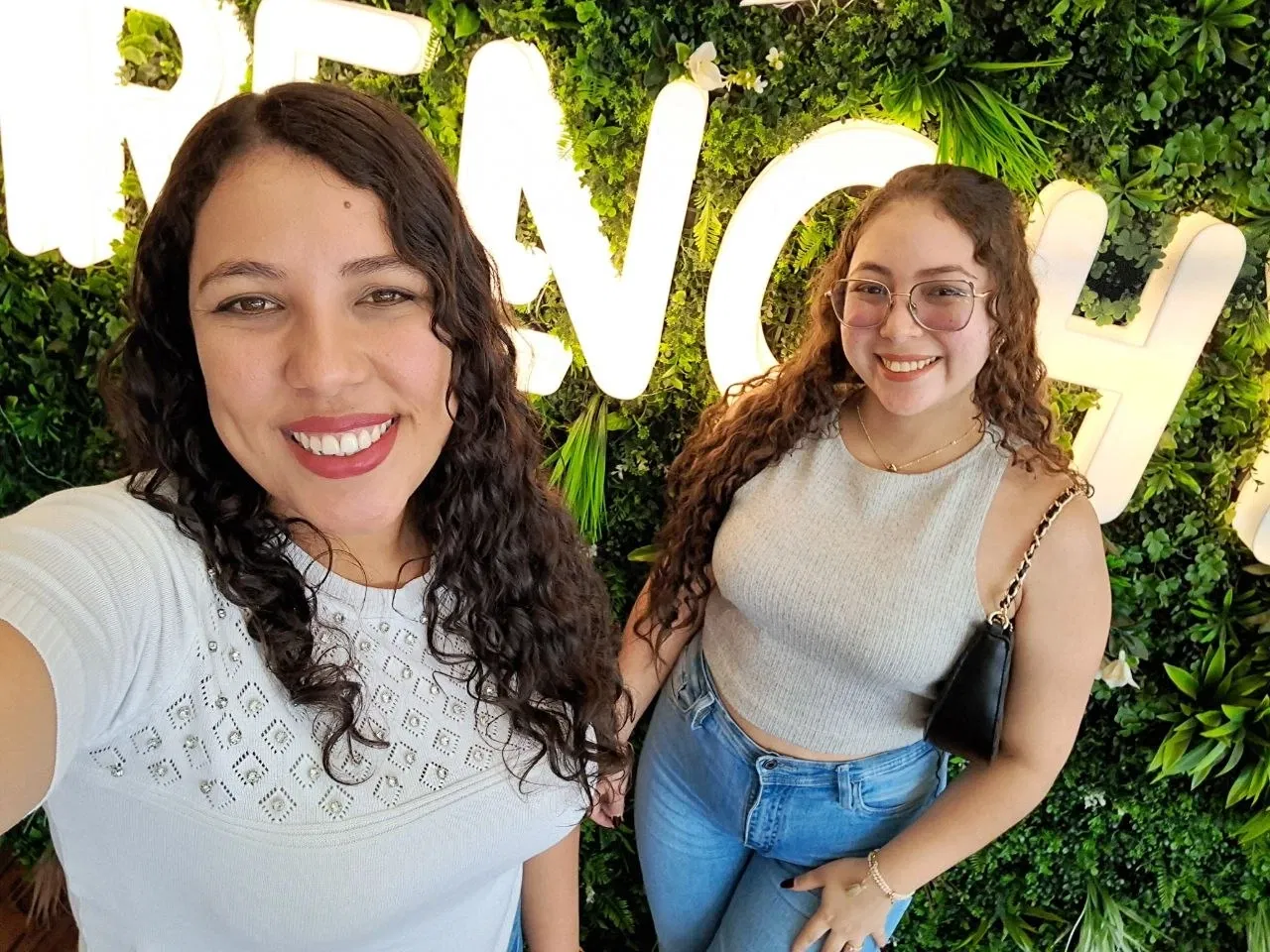 Discovering and sampling Frenchy, a modern new spot in the city of Barinas | Conociendo y degustando en Frenchy un lugar moderno y nuevo en la ciudad de Barinas📍🍽. 