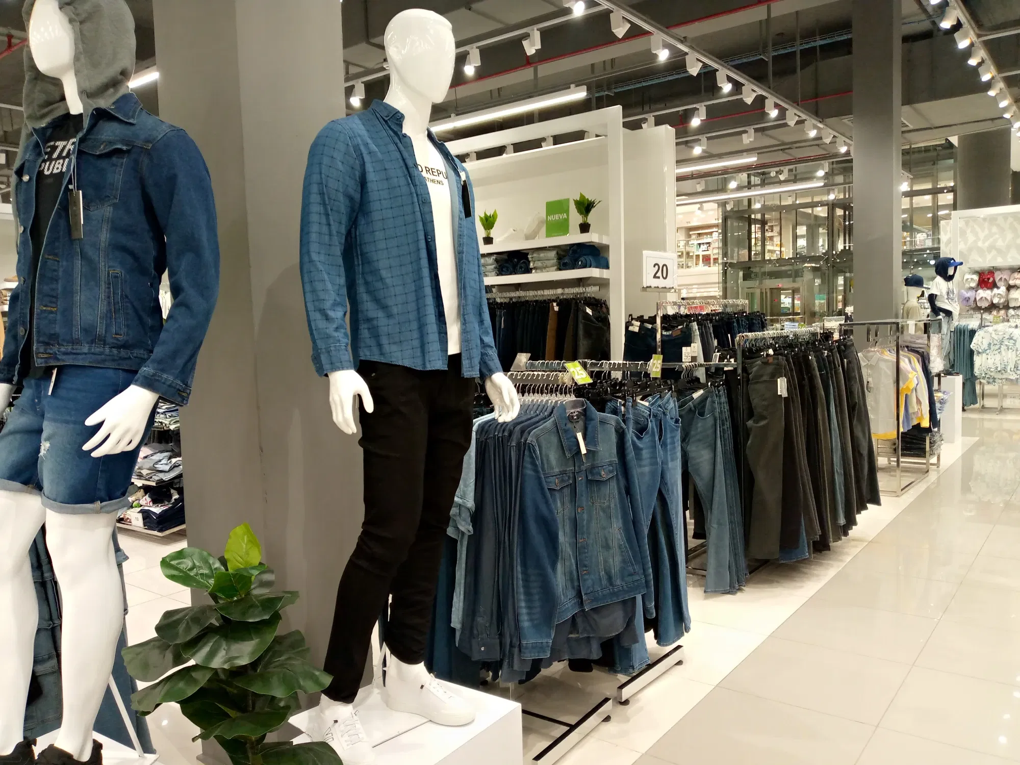 clbHKYVlLs1lR003_IMG_20250620_154719_020.webp